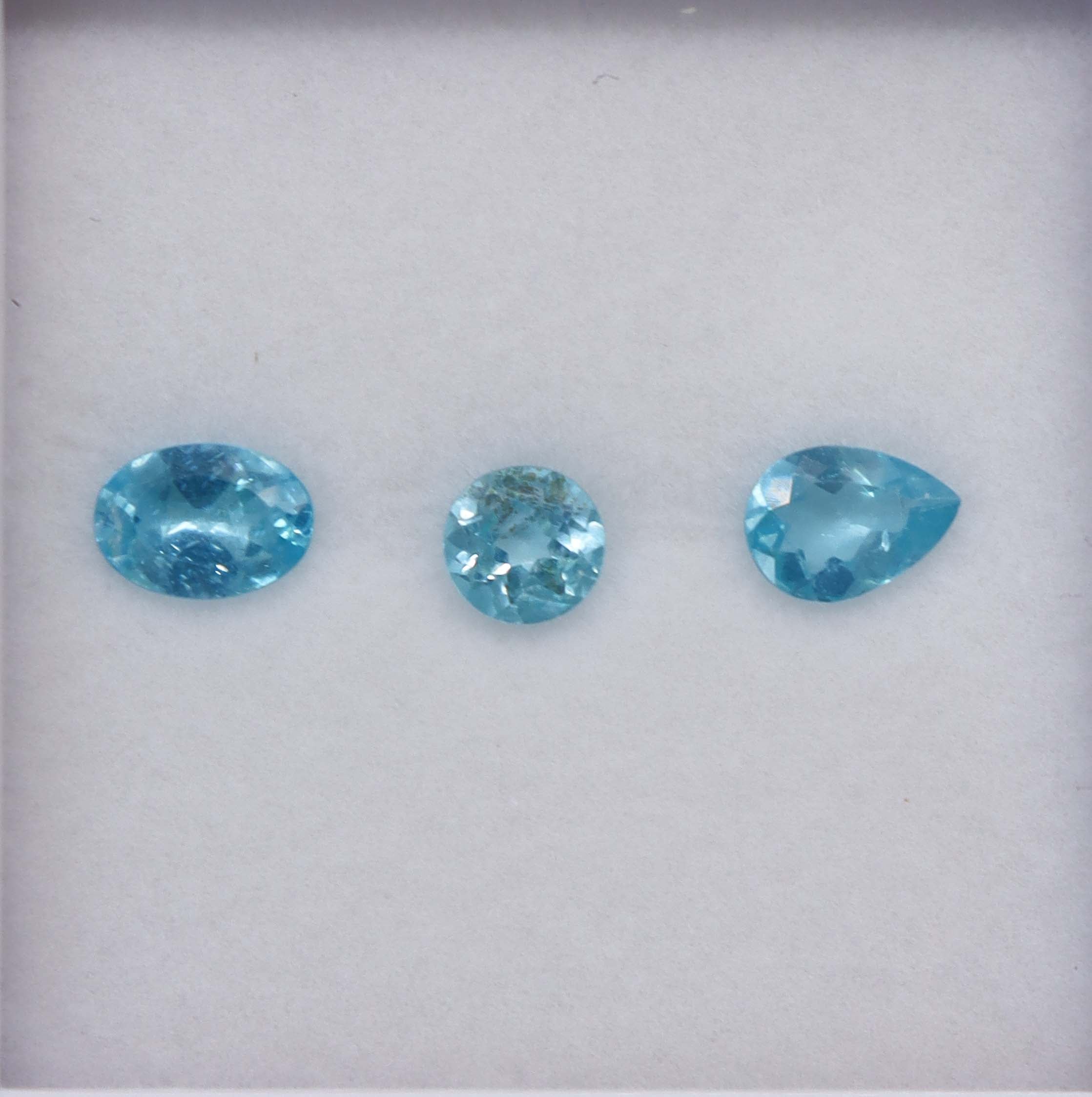 1.67ct Apatite Set 3pcs DXBCS4008