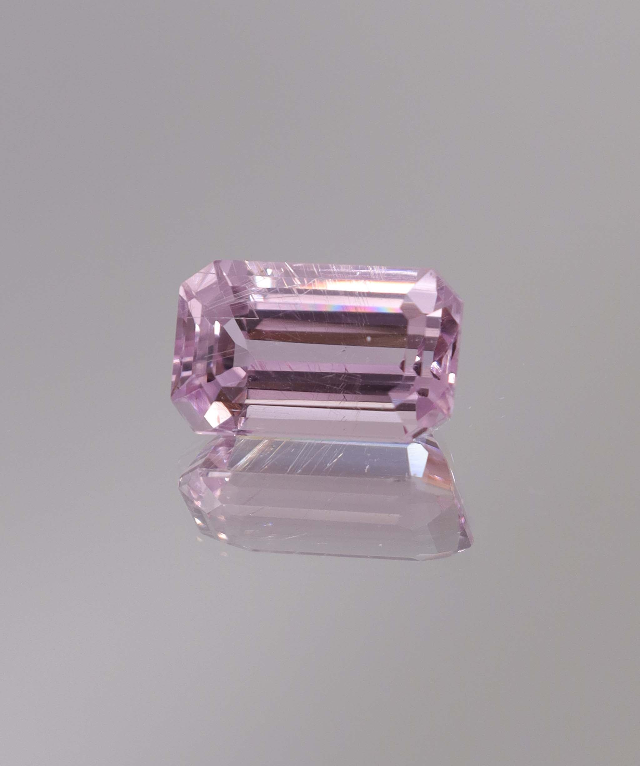 5.80ct Kunzite Emerald DXBCS1245