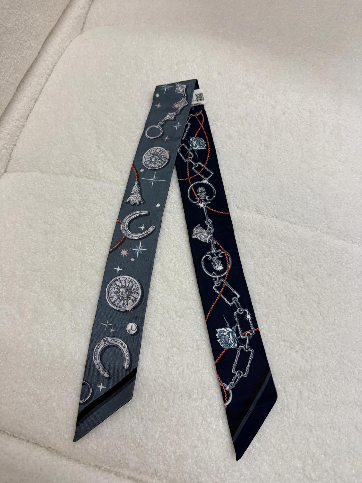 Hermès Silk Twilly Scarf - New with Box