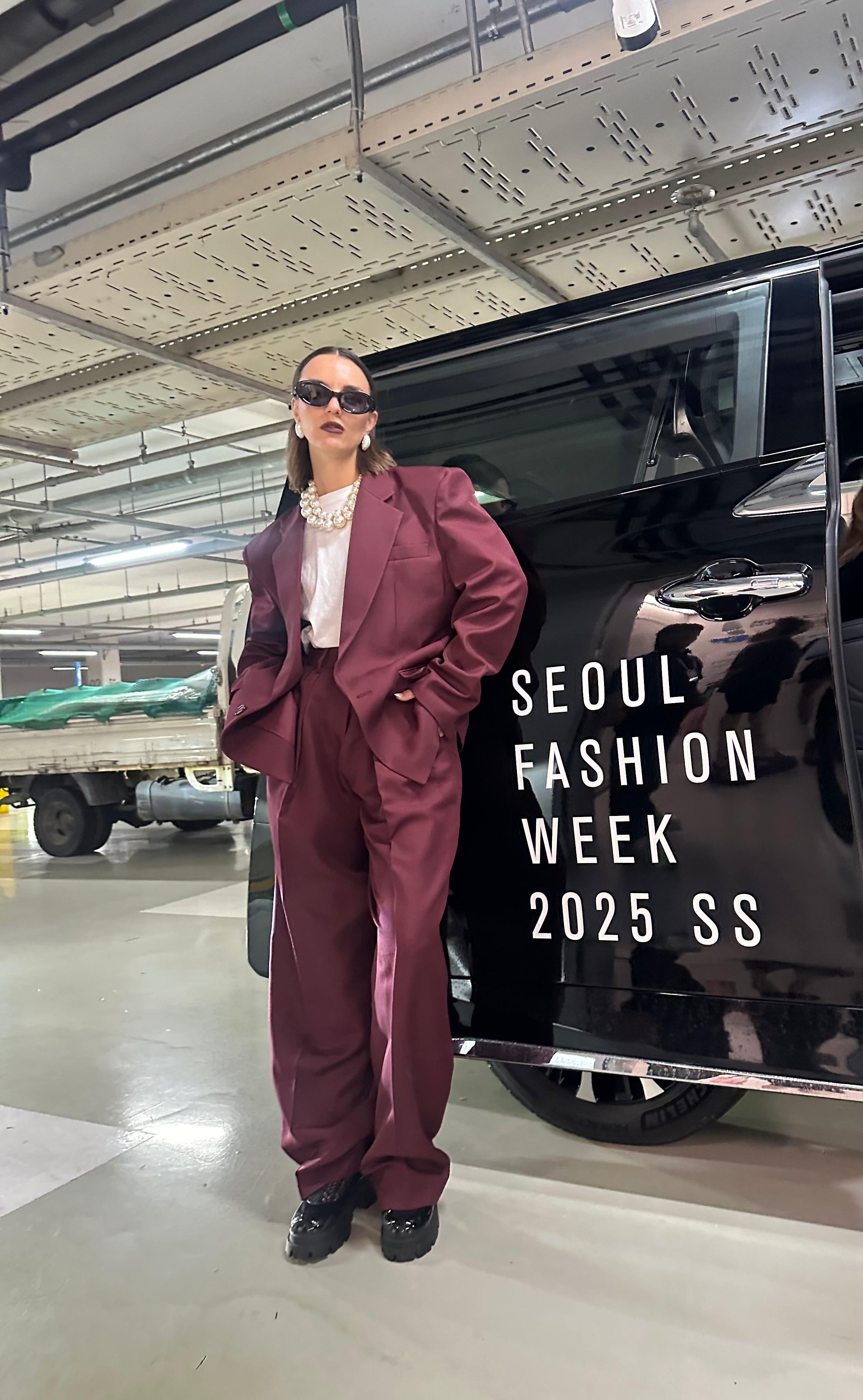 LOOSE FIT SUIT SET (BLAZER & TROUSERS)