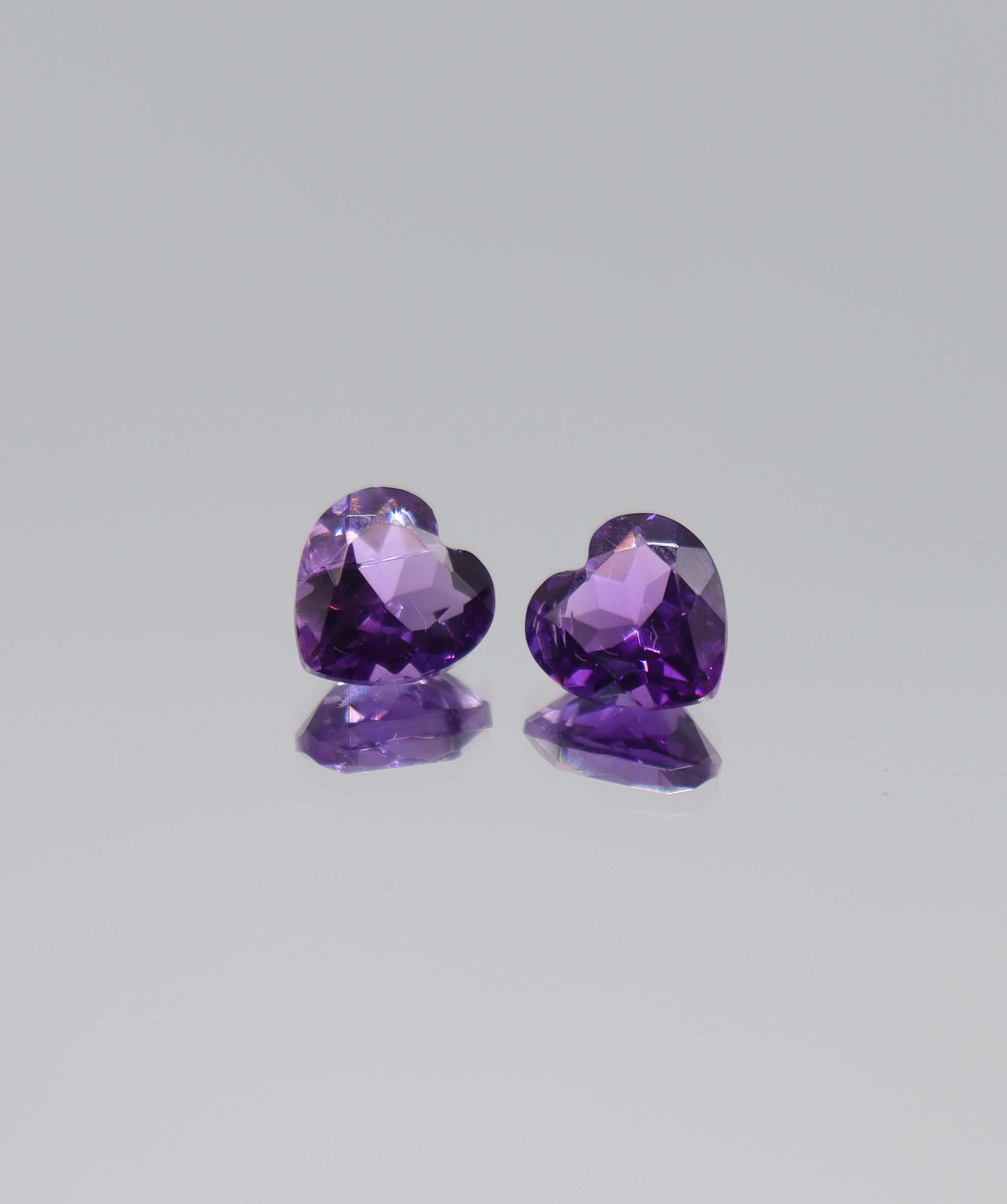 3,47ct Amethyst 2 heart DXBCS6113