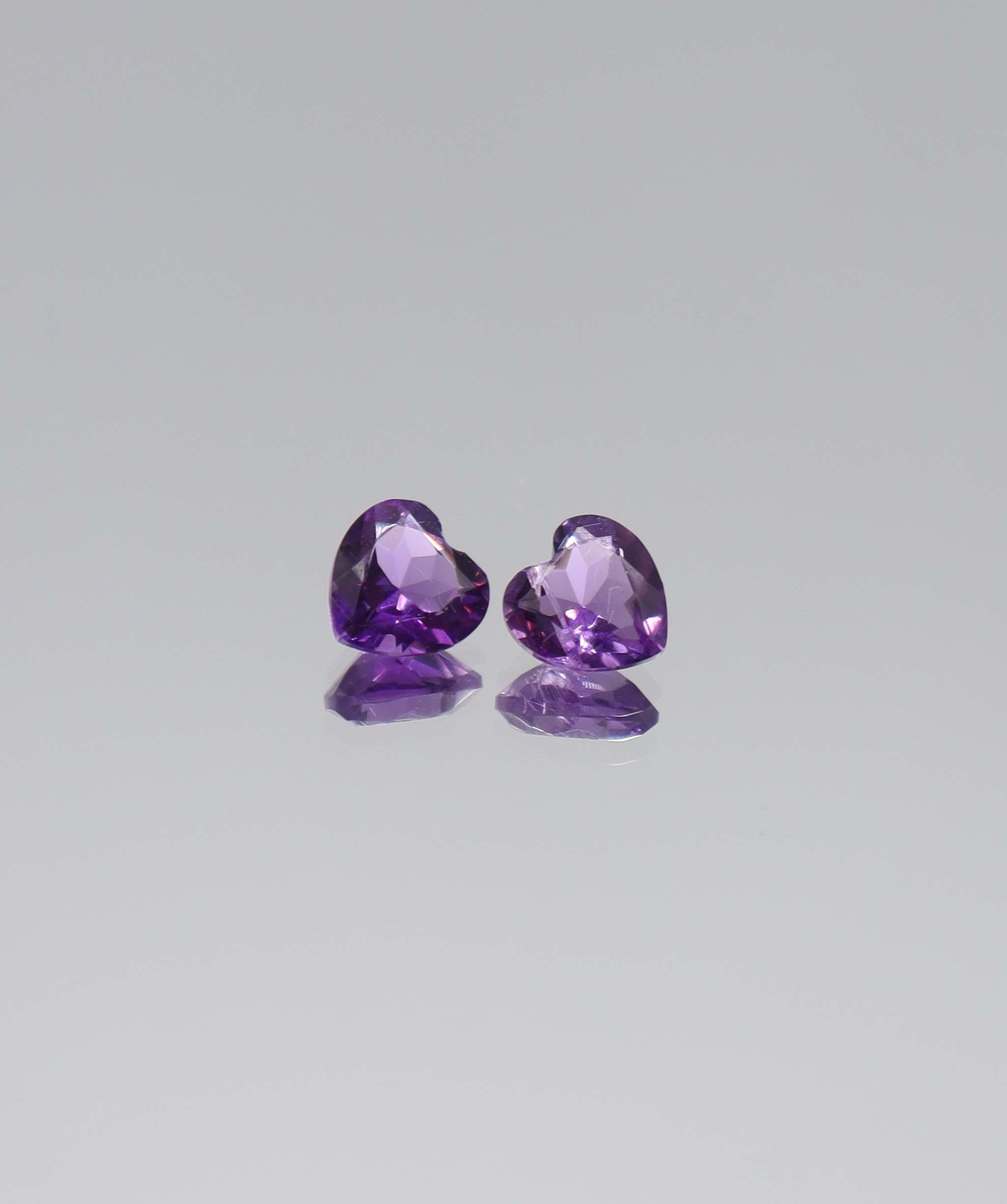 1.37ct Amethyst 2 heart DXBCS6118
