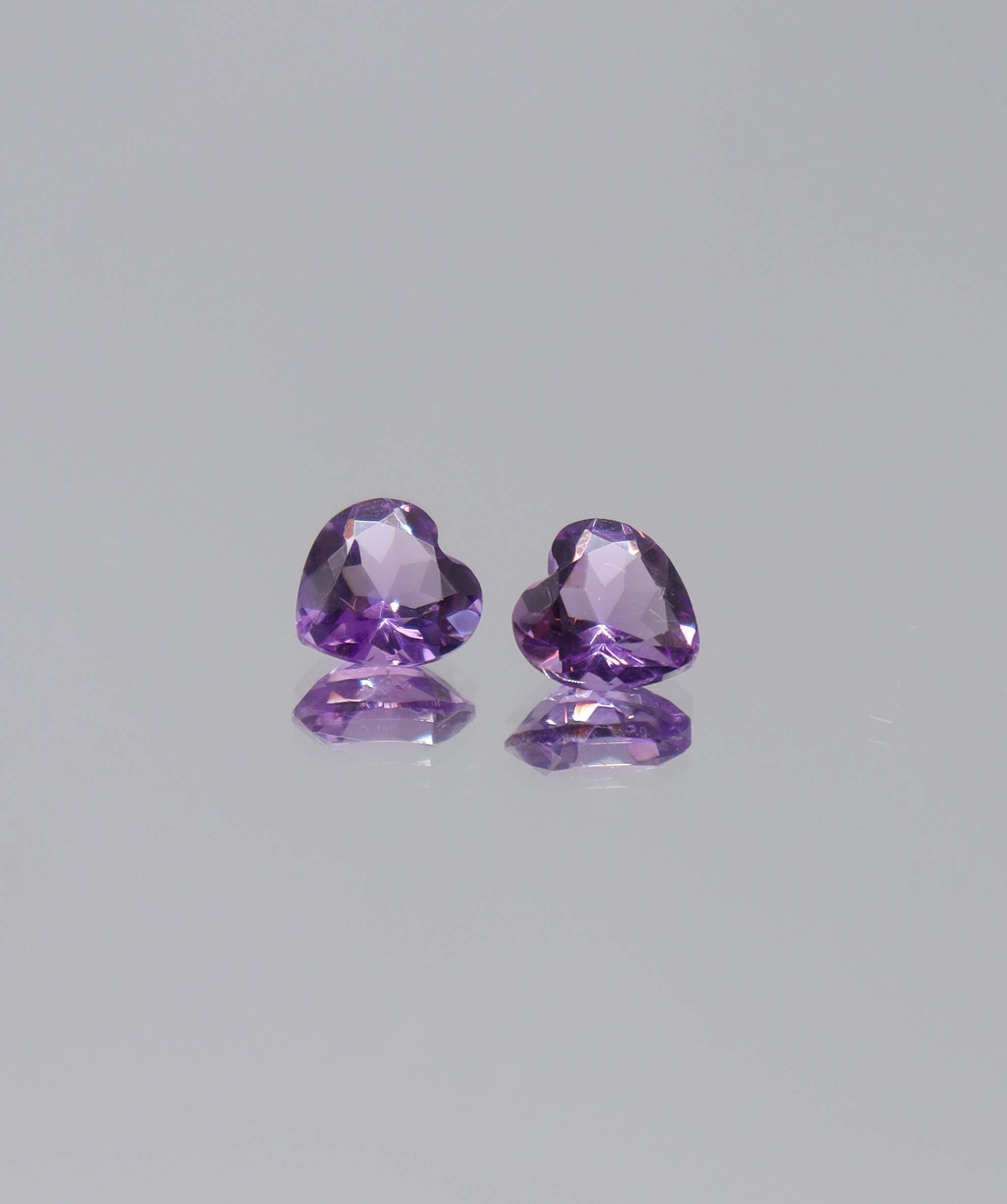 2.20ct Amethyst 2 heart DXBCS6125