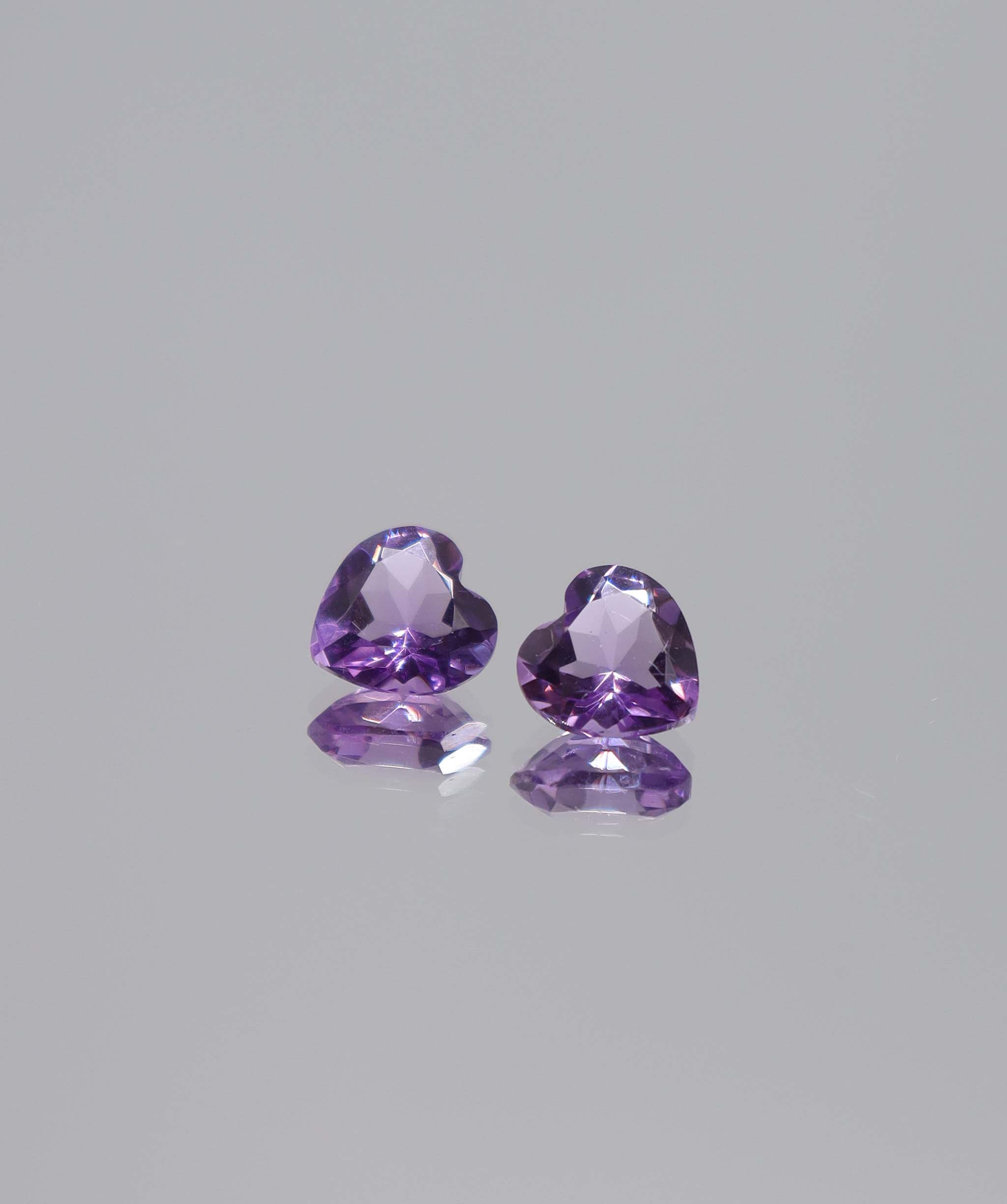 2.20ct Amethyst 2 heart DXBCS6125