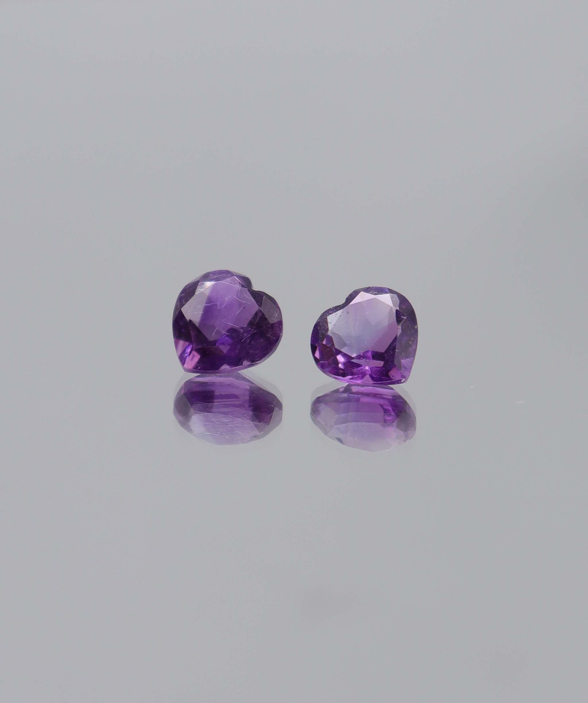 3.18ct Amethyst 2 heart DXBCS6112