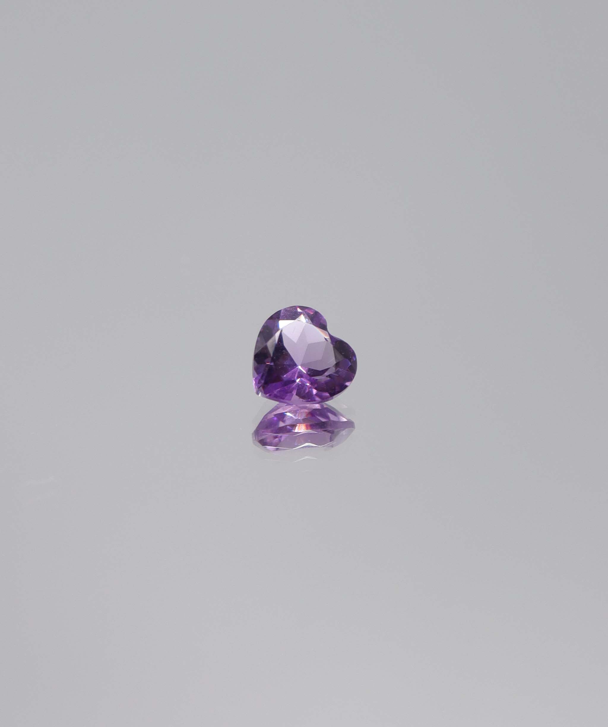 1.14ct Amethyst hear shape DXBCS6100