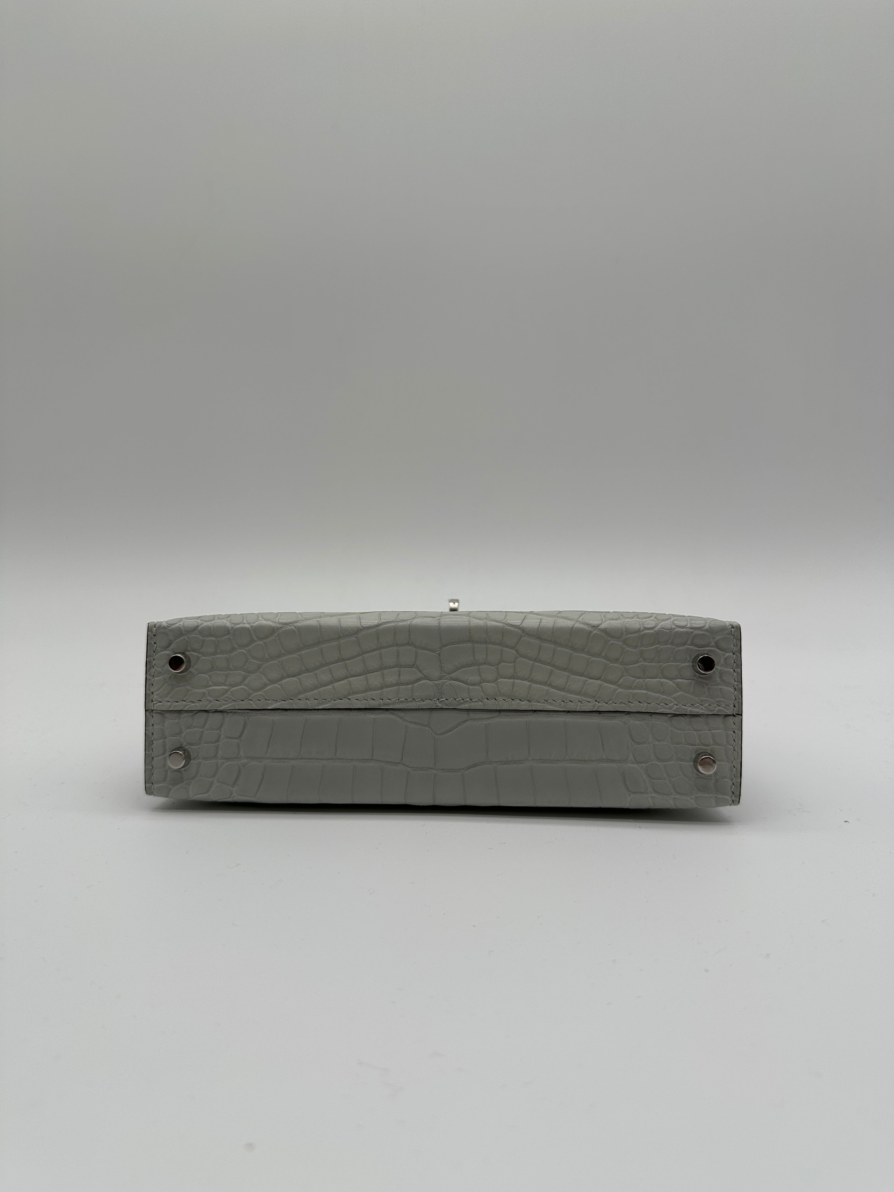 Mini Kelly Gris Neve Matte Alligator Palladium Hardware