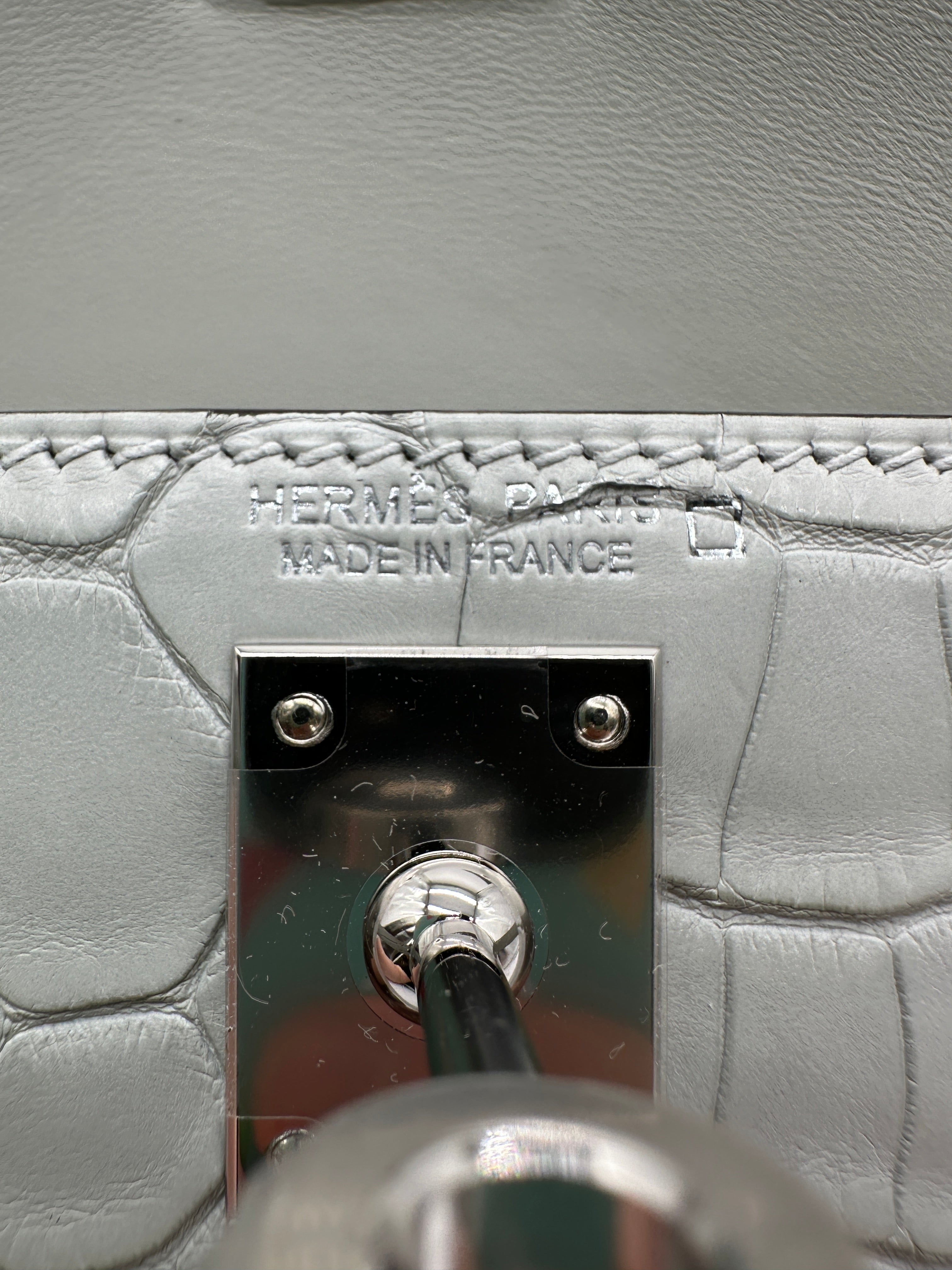 Mini Kelly Gris Neve Matte Alligator Palladium Hardware