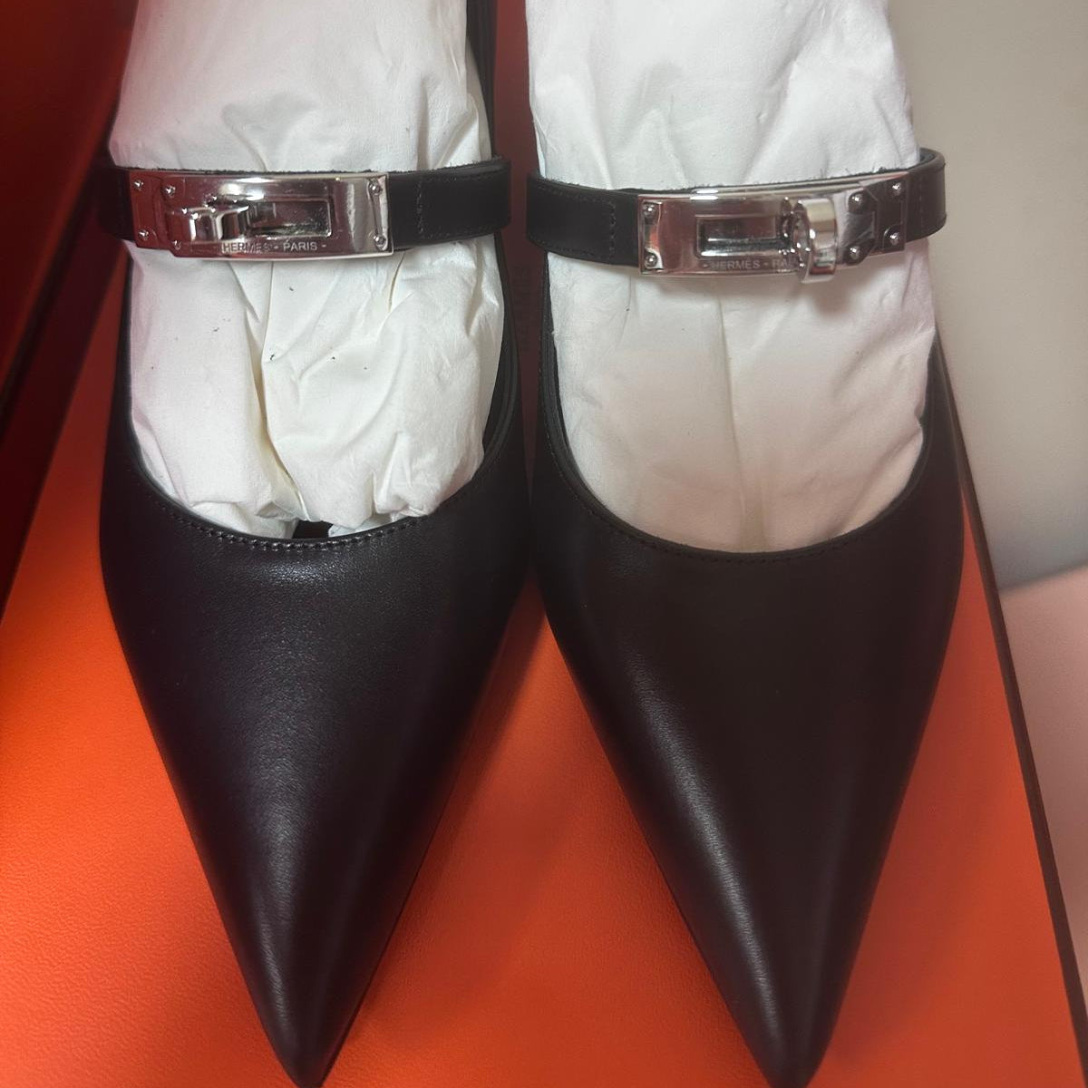 99A. Kiara 40Black Pump Calfskin - Size 35