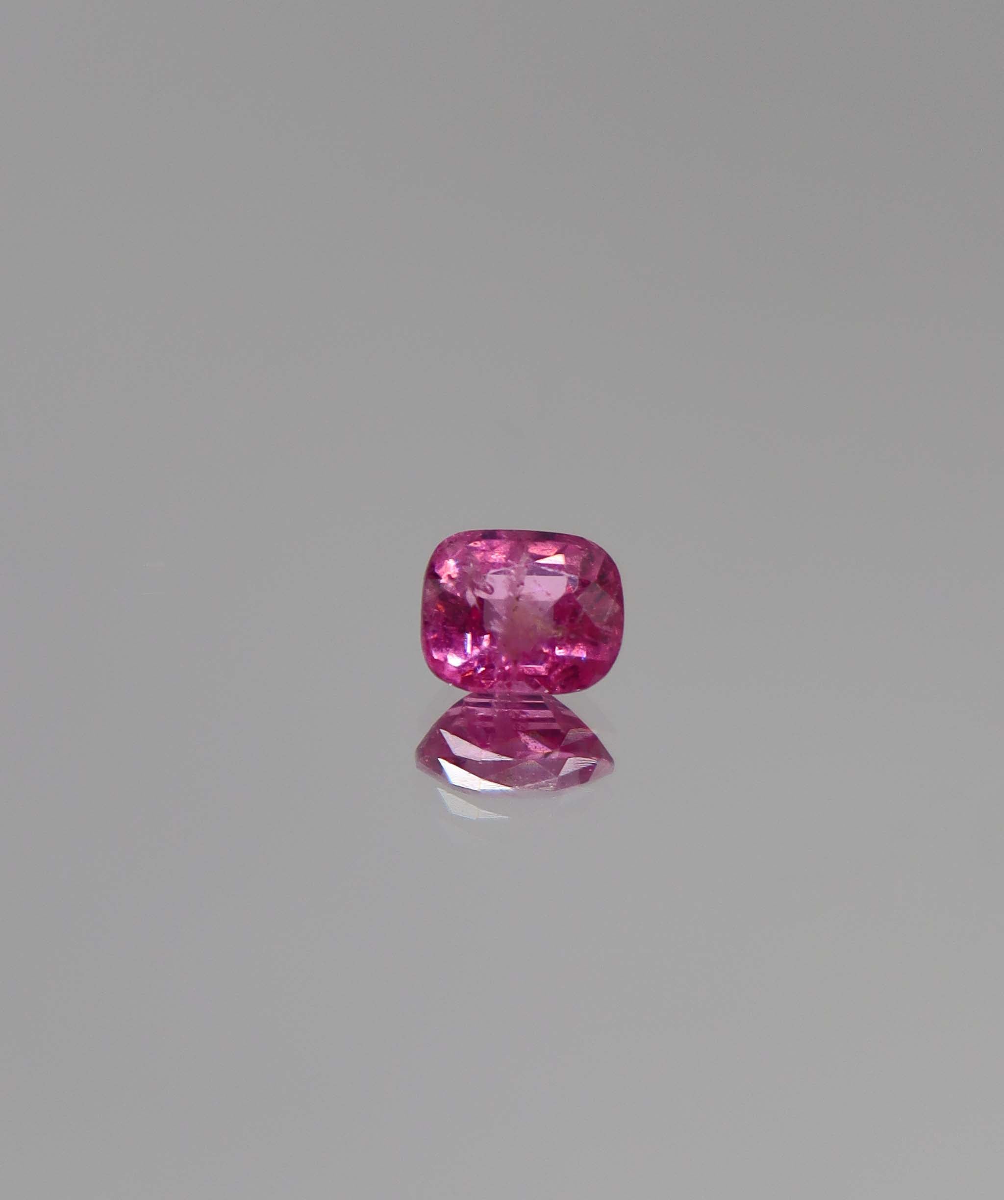 0.98ct Cushion Mahenge Spinel DXBCS3443