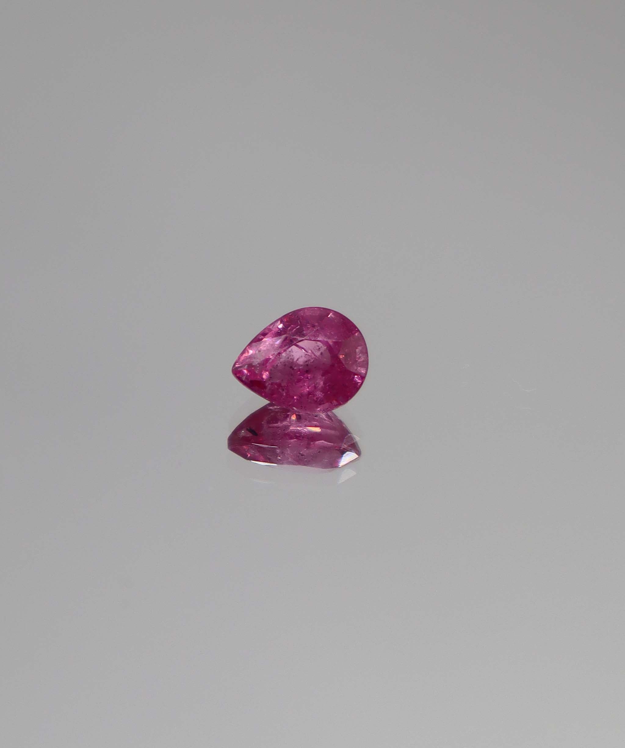 1.18ct Pear Mahenge Spinel DXBCS3460