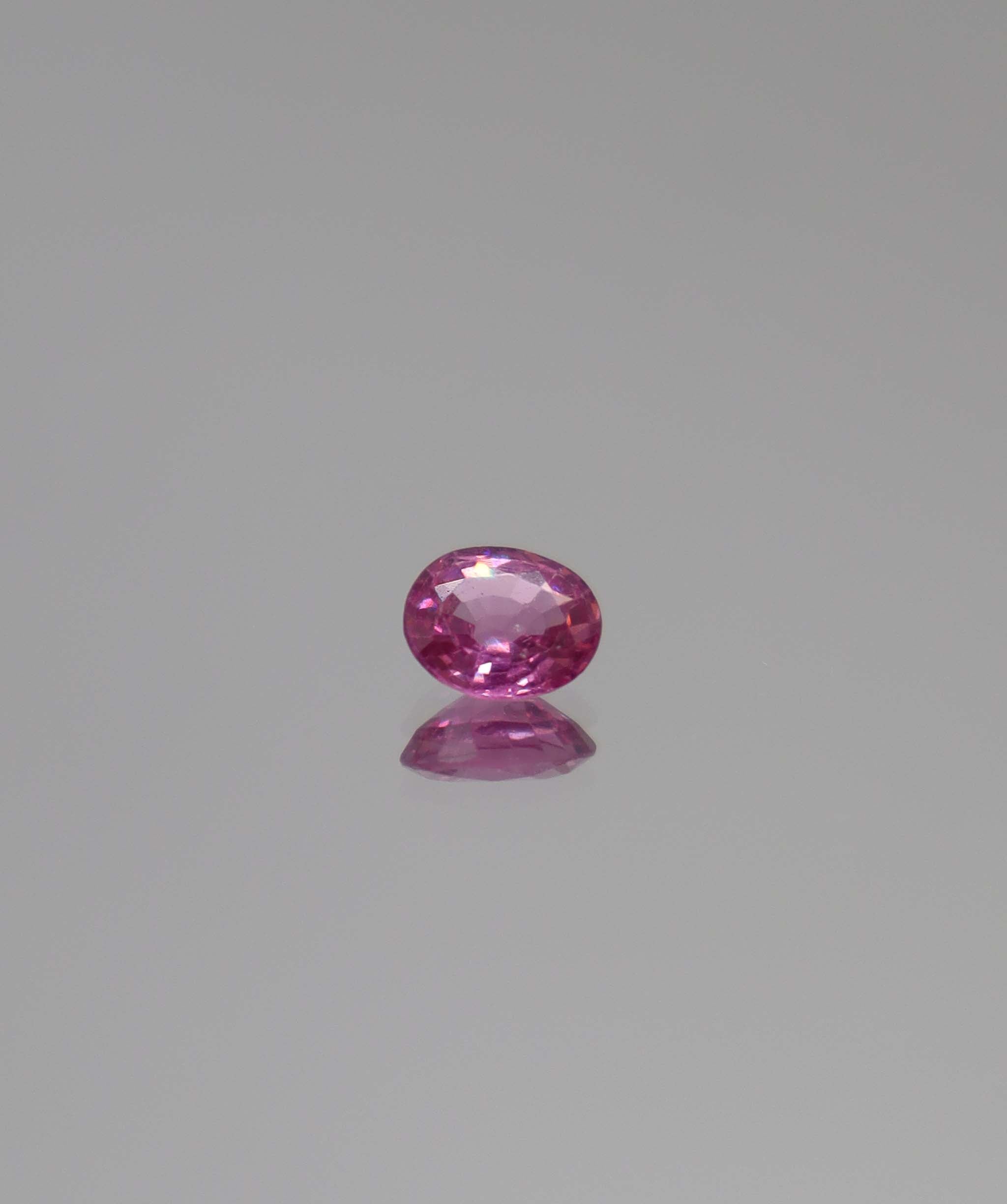0.72ct Oval Mahenge Spinel DXBCS3455