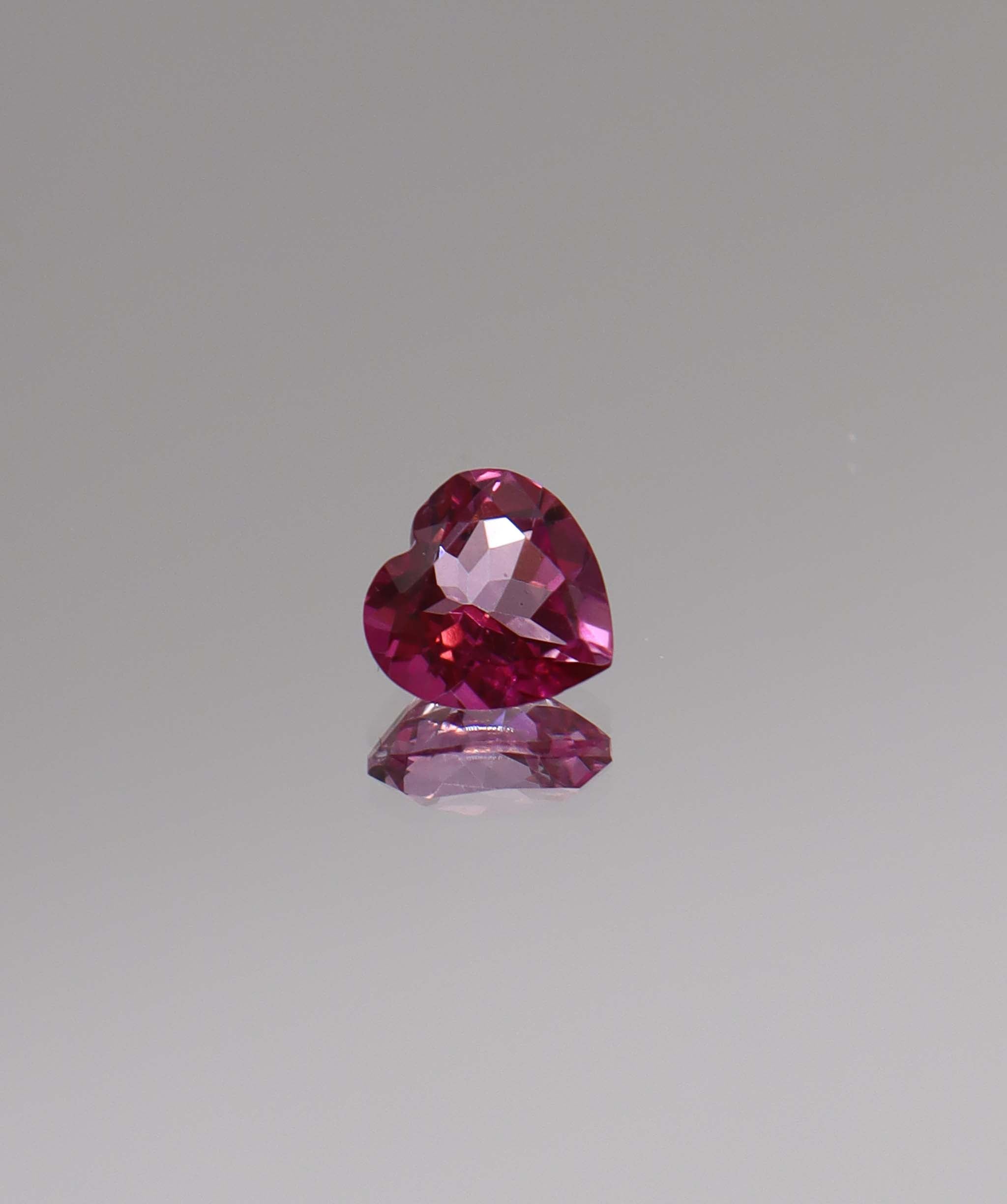 1.85ct Pink topaz Heart DXBCS0825