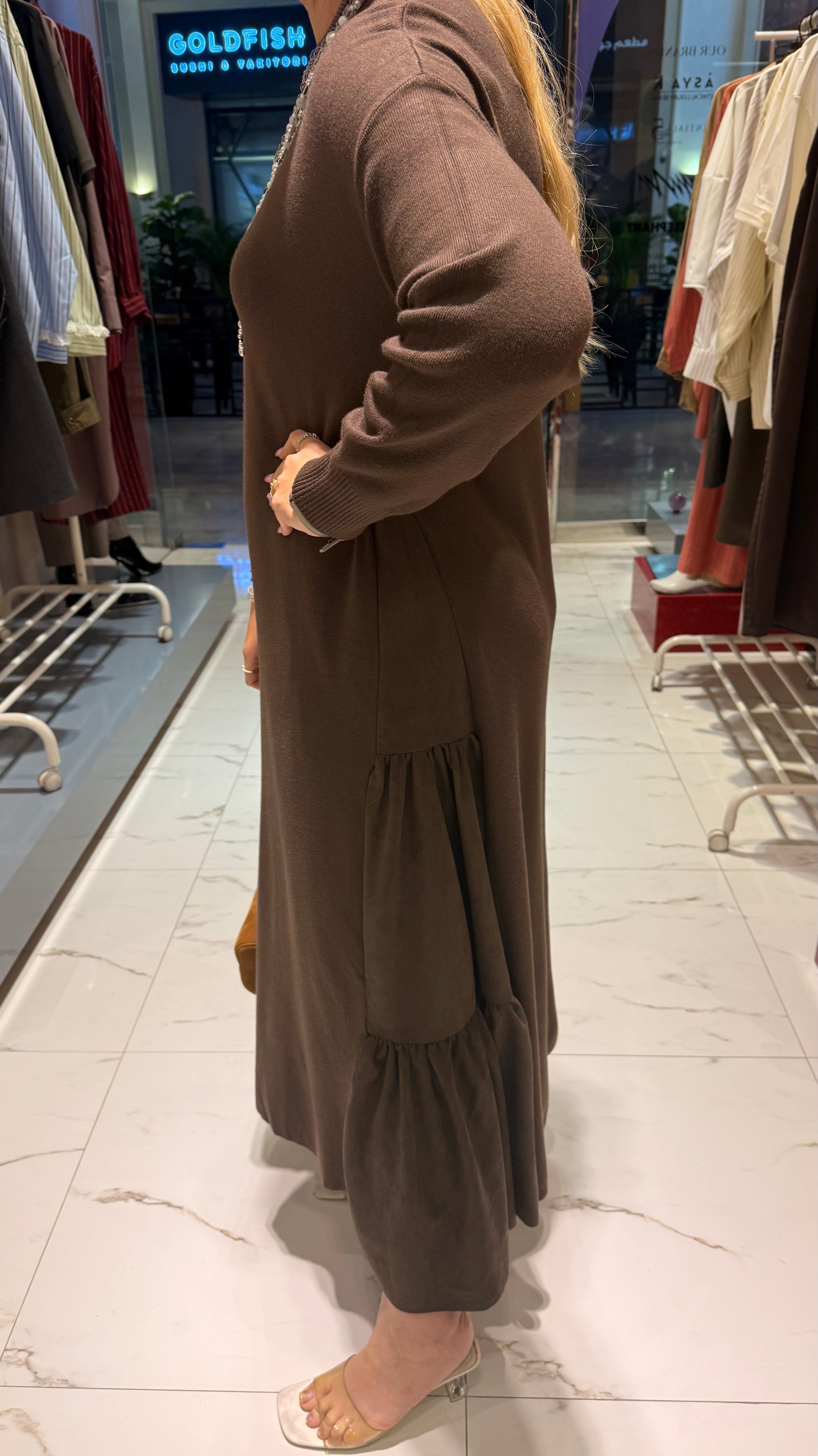 LONG SLEEVE KNITED MAXI DRESS (فستان) "PIA"