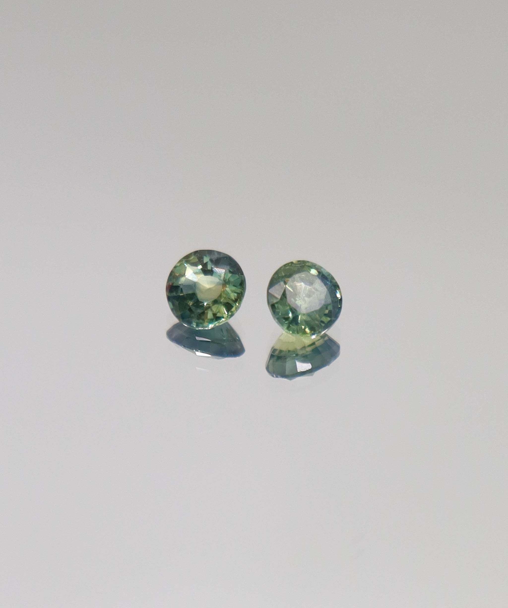 Green Sapphire (1 pcs) 0.55cts Heated/Natural DXBS6622