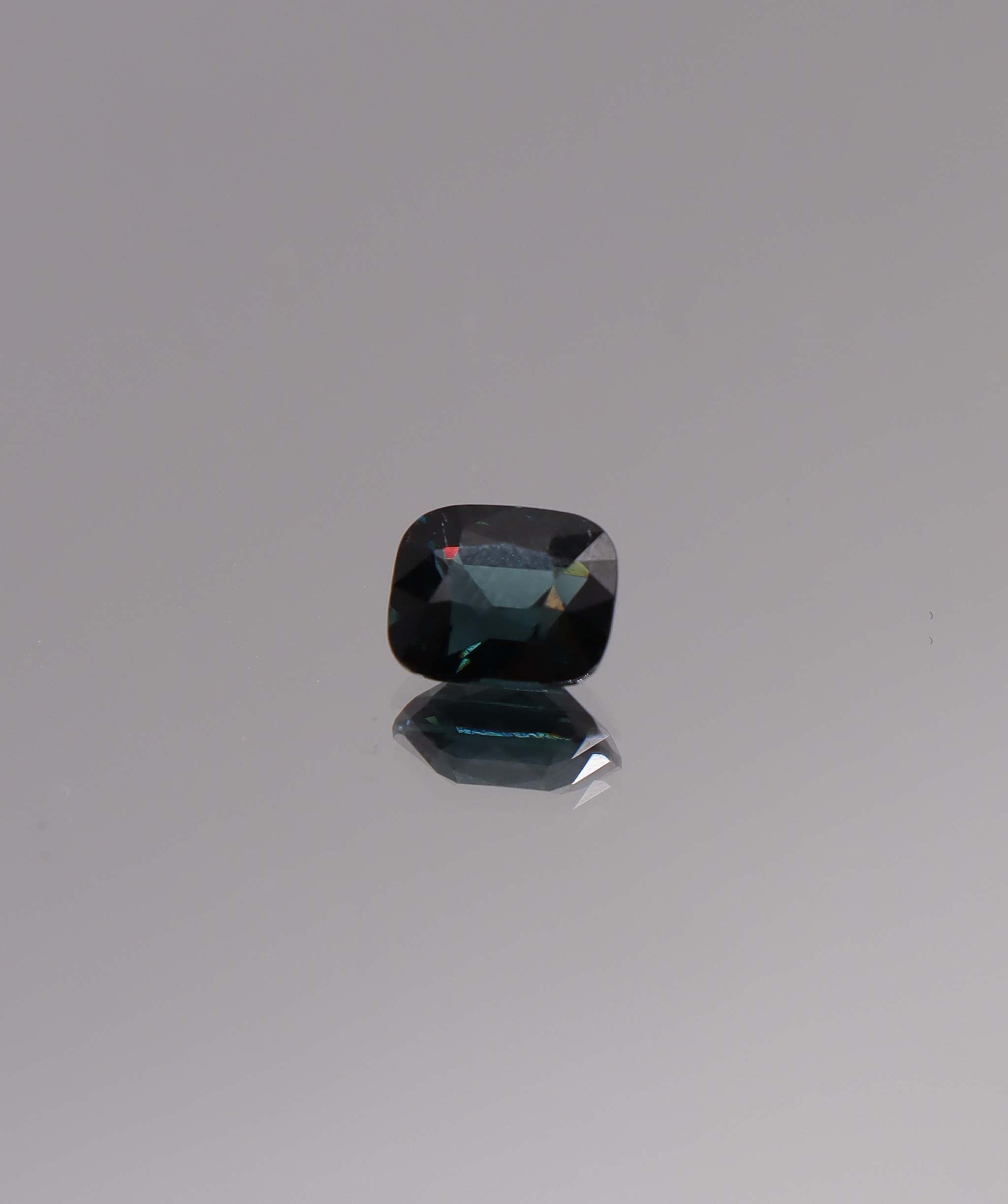 2.08ct Peacock Spinel Cushion DXBCS1500