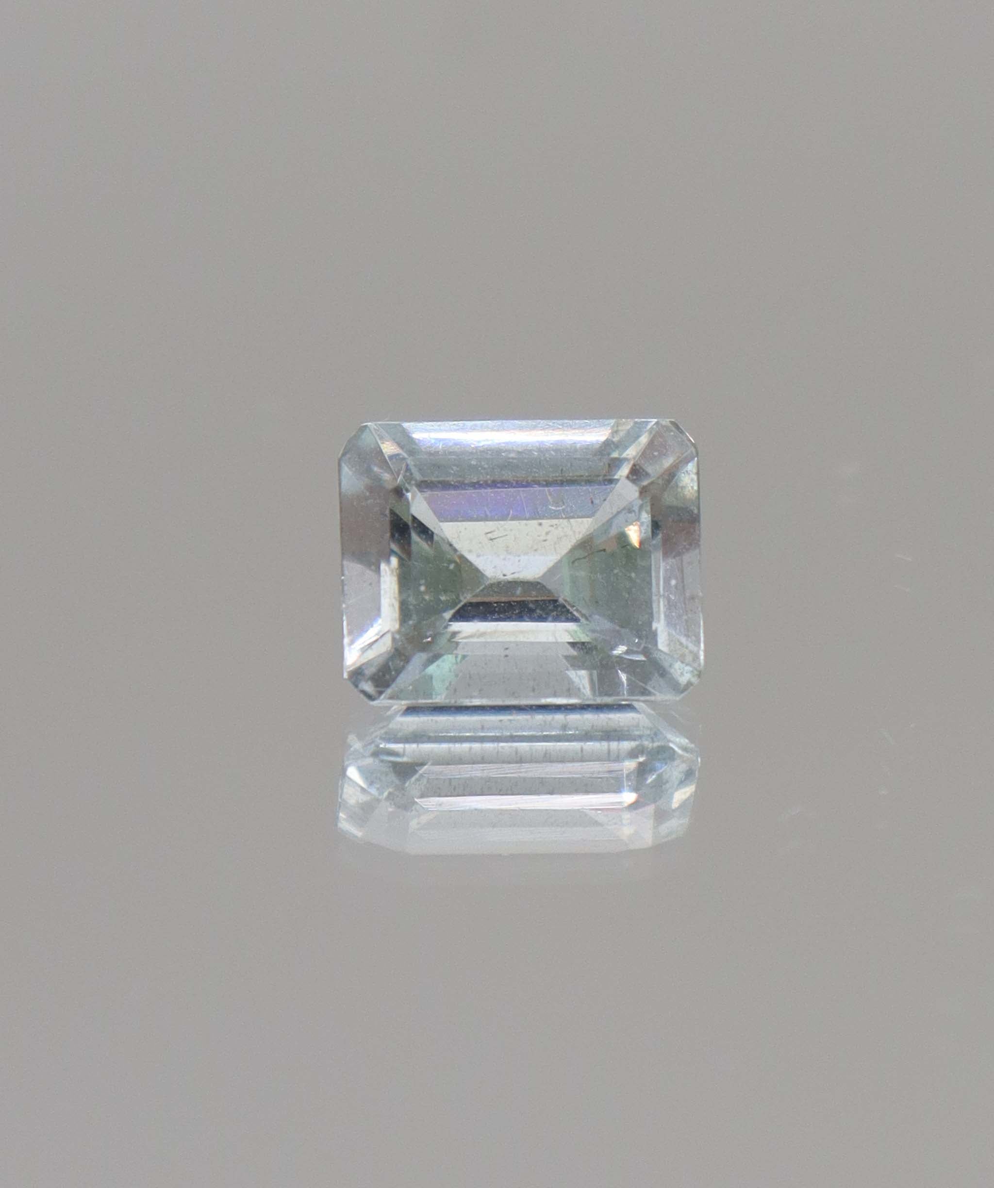 2.81ct Aquamarine Emerald DXBS6621