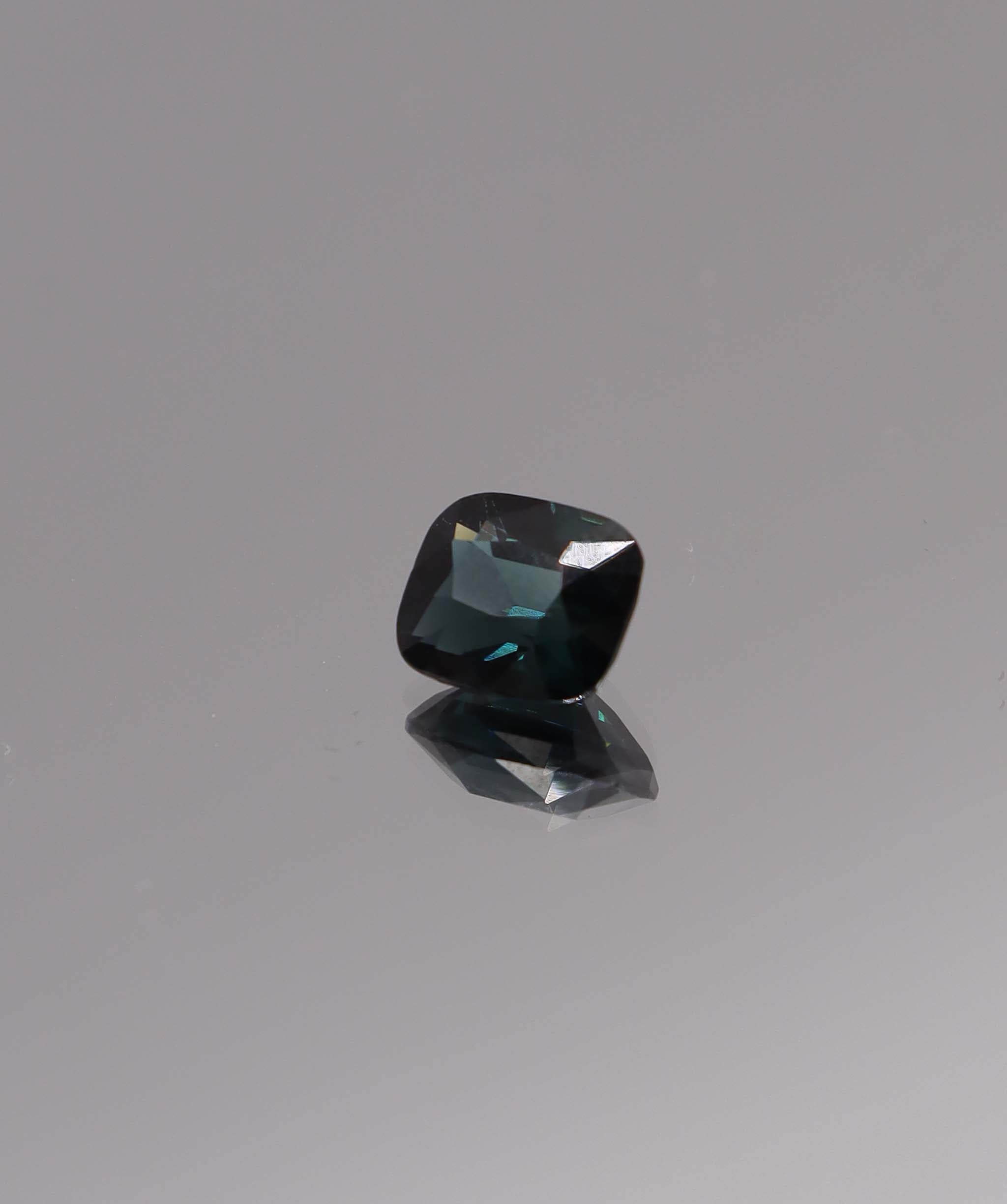 2.08ct Peacock Spinel Cushion DXBCS1500
