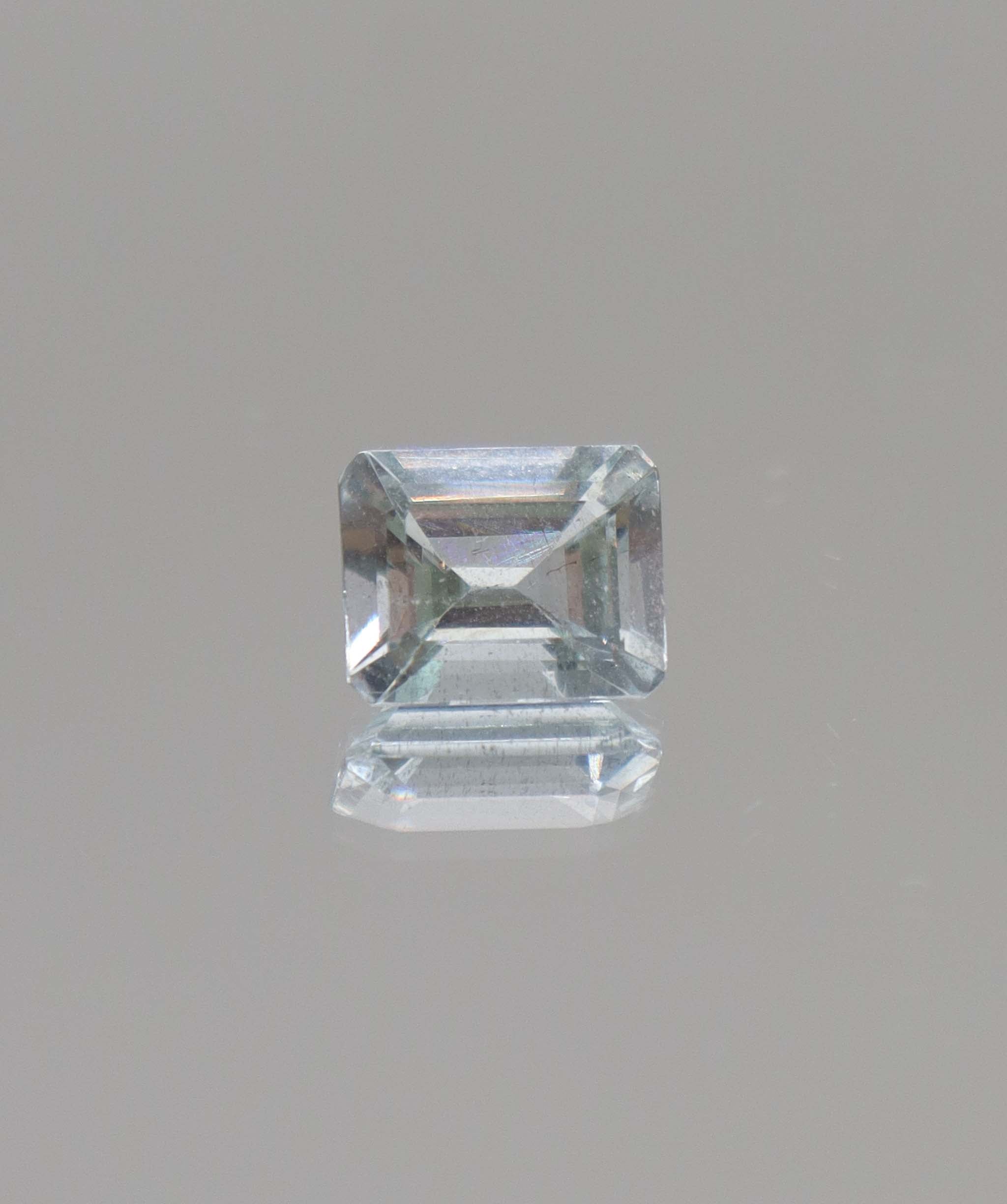 2.81ct Aquamarine Emerald DXBS6621