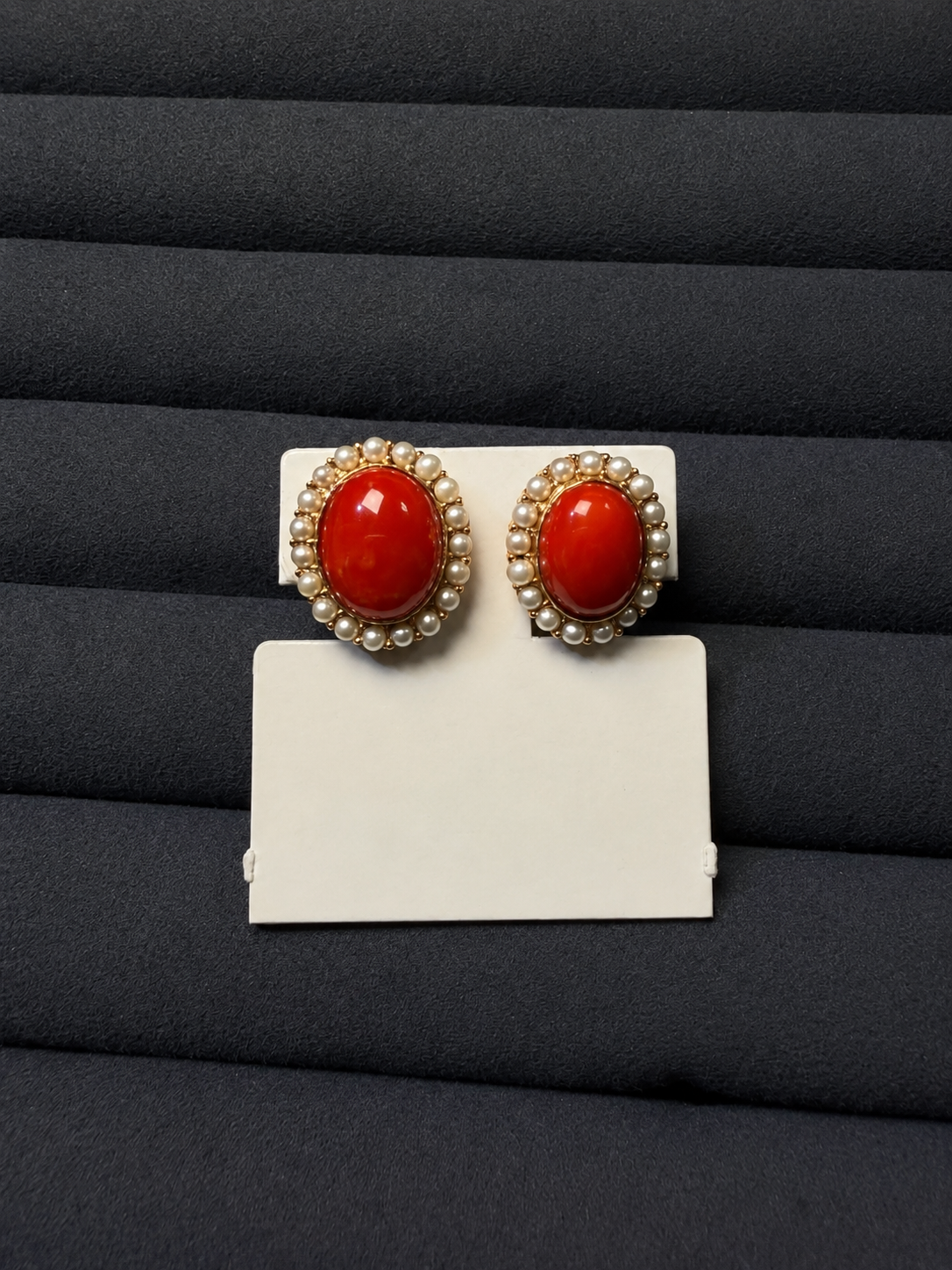 Coral Pearl Earrings in 18K / 6.7 2282