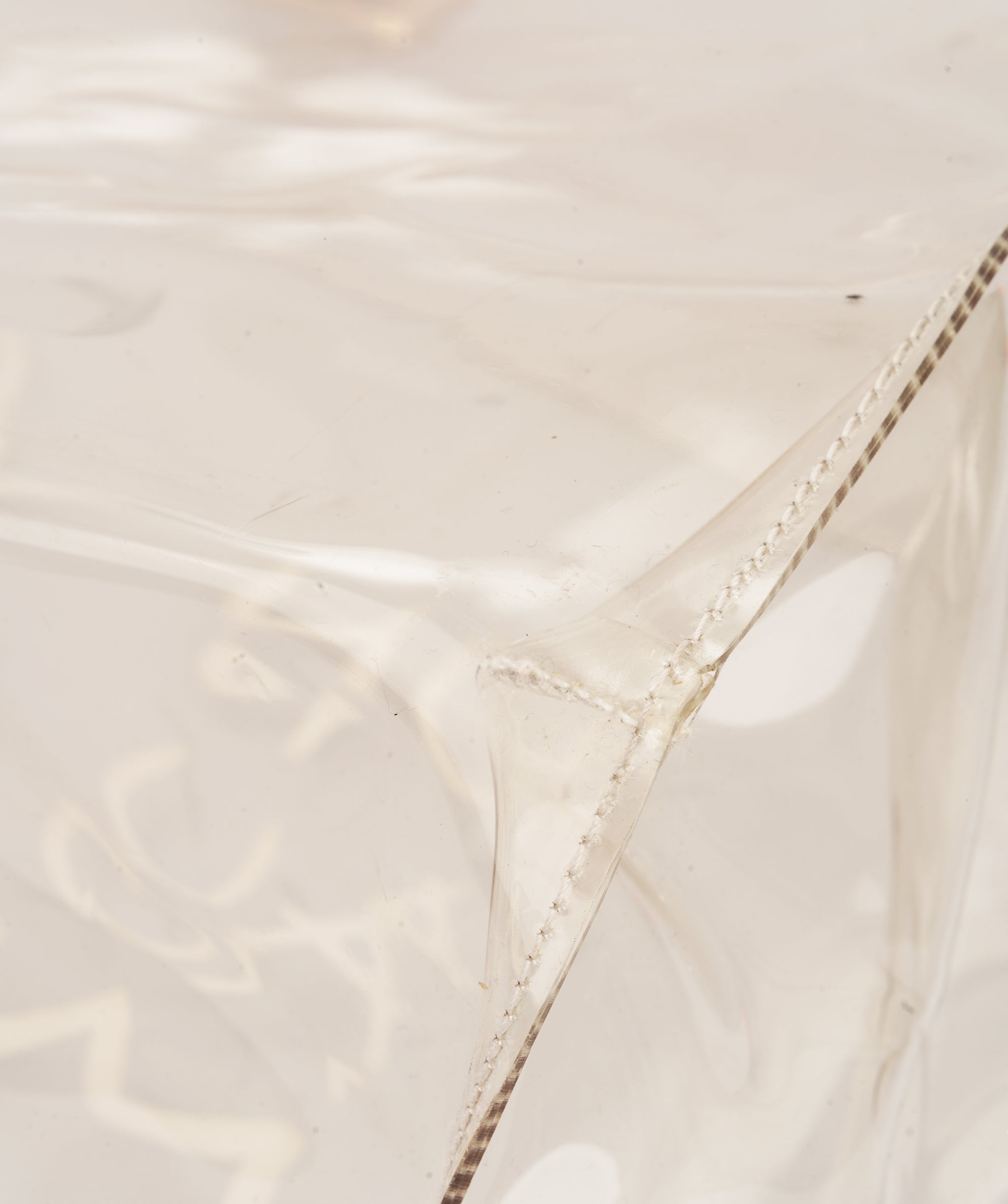 HERMES VINYL KELLY SOUVENIR DE L' EXPOSITION 1997 CLEAR HAND BAG GOLD HARDWARE 90327407