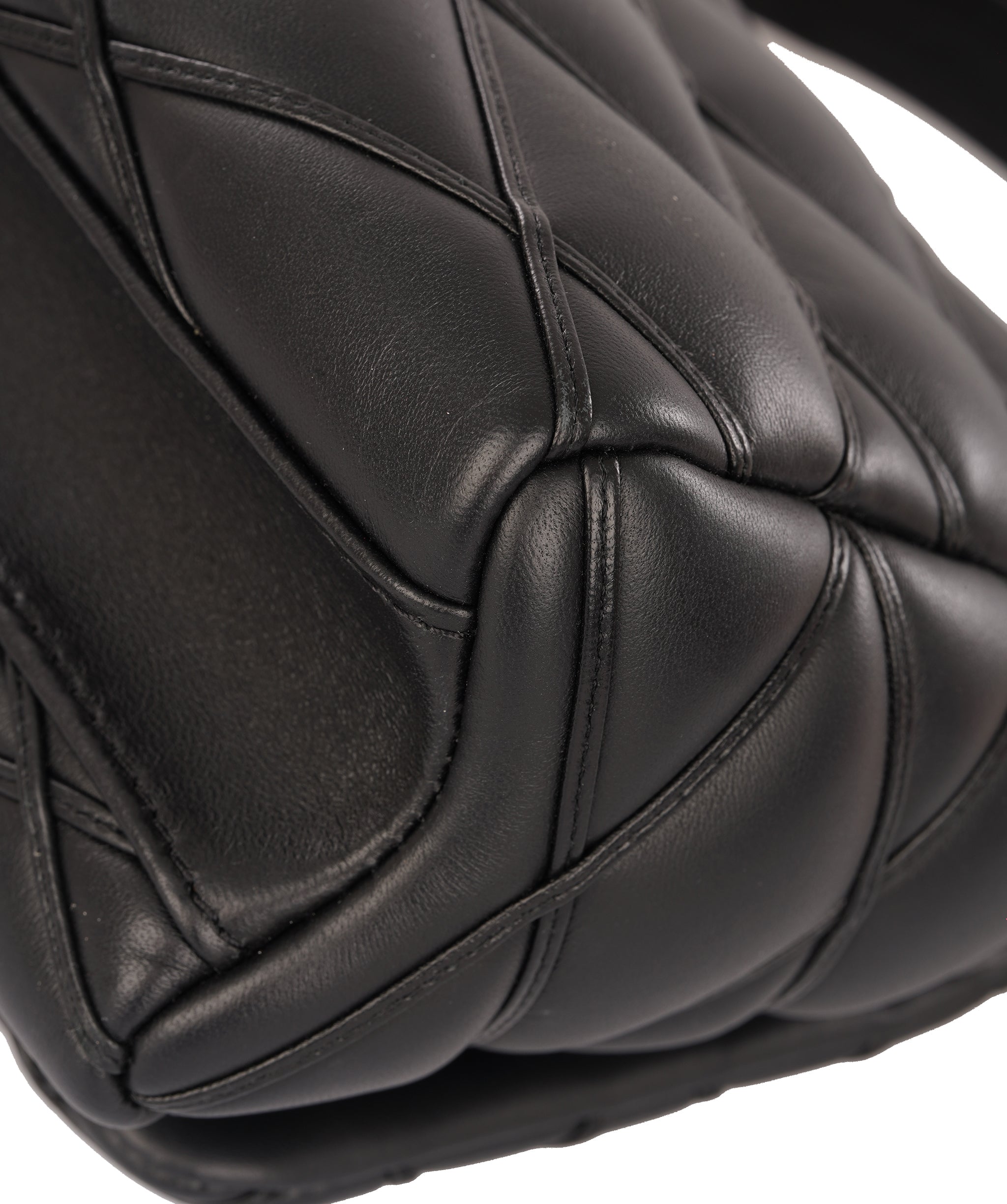 Louis Vuttion Black Paddded Lambskin Leather GO-14 MM Bag ALTC1189