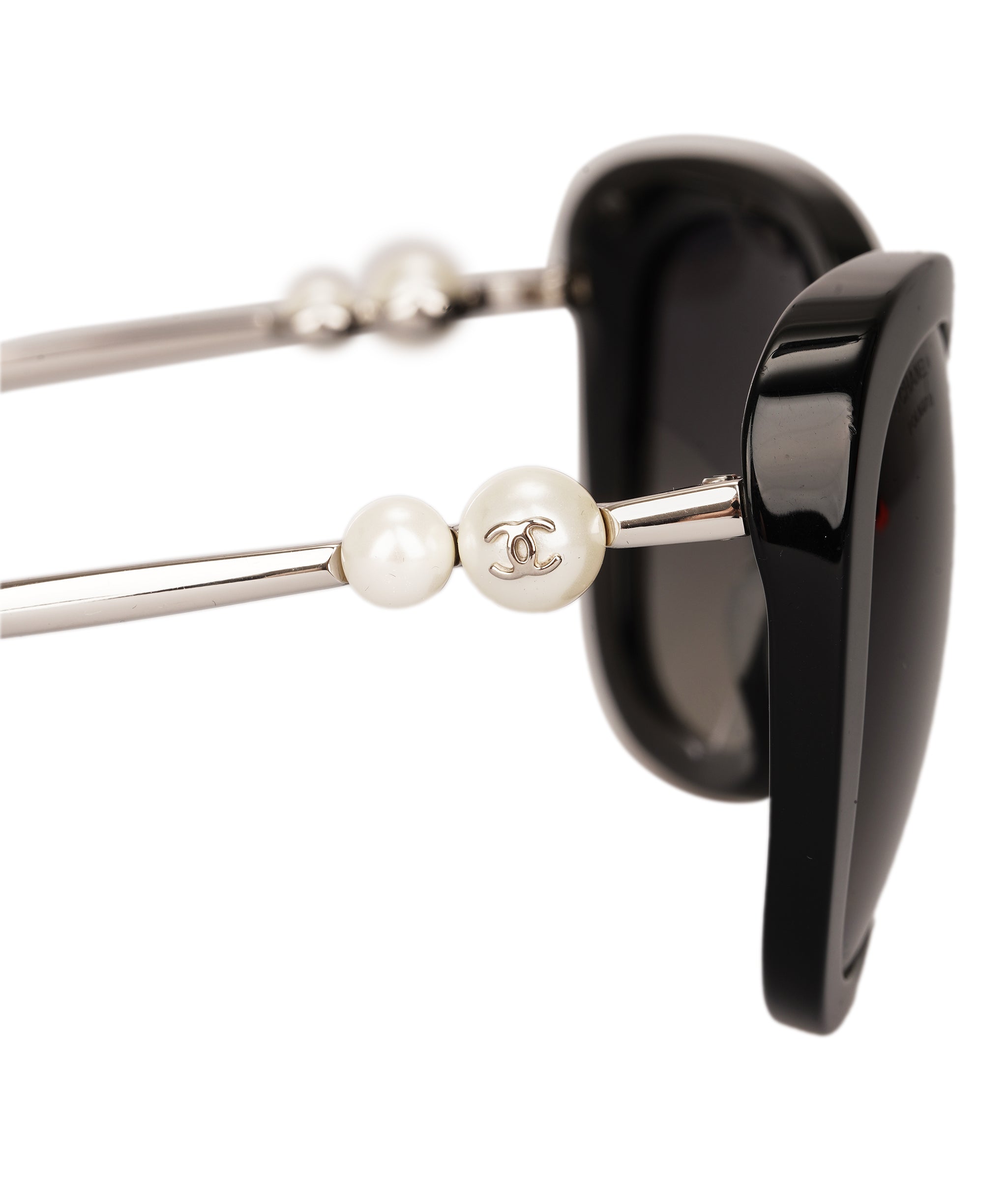 Chanel - Sunglasses - pearl ALC4273