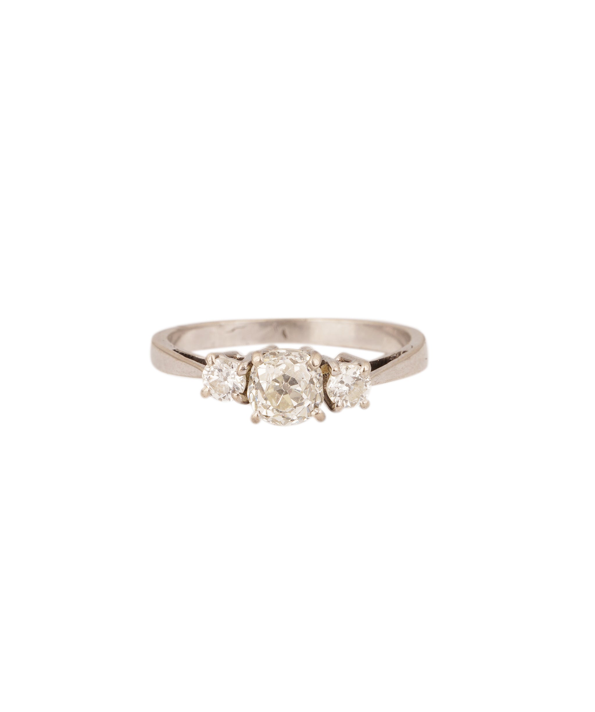 Diamond 3-Stone Ring WA25228