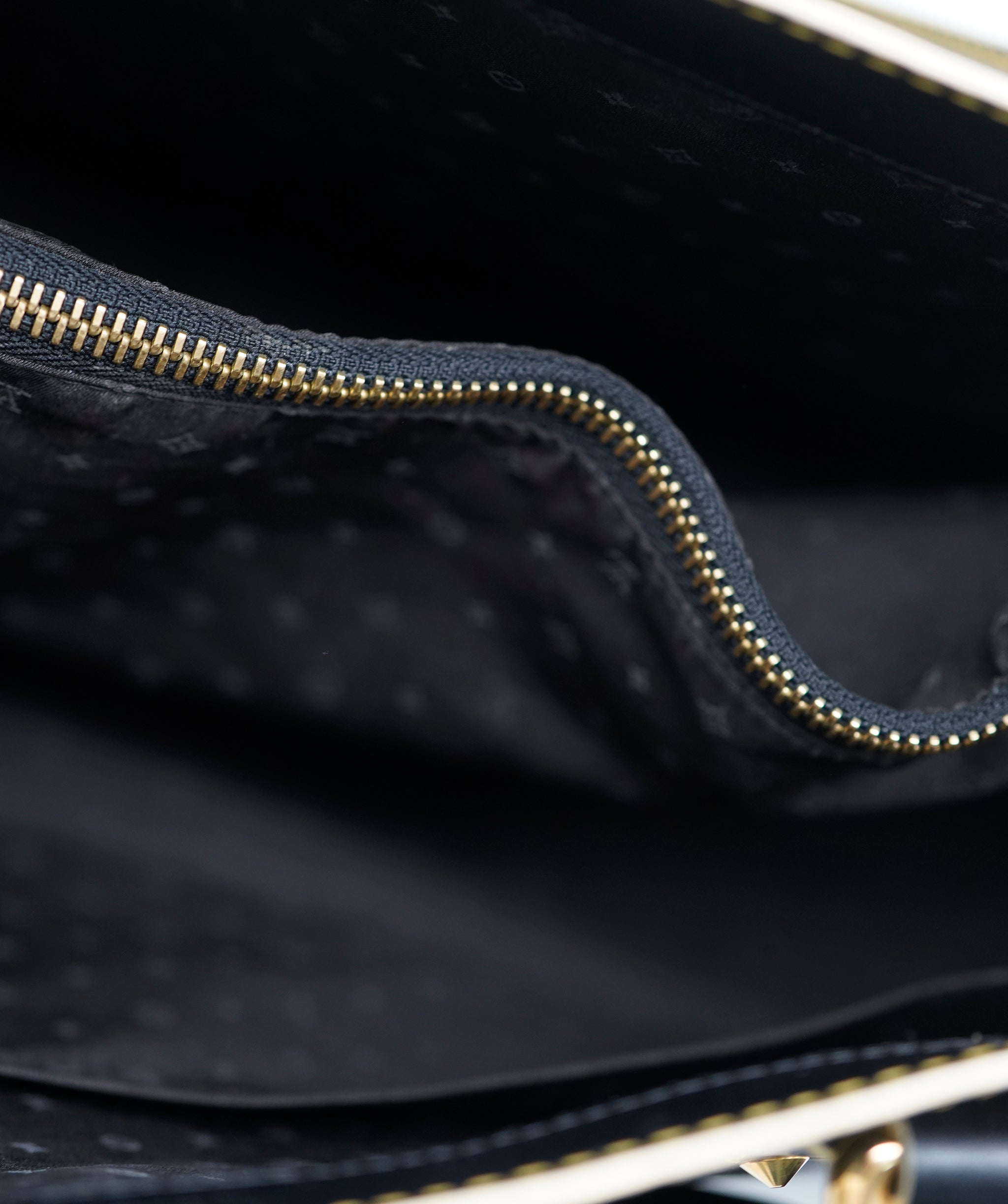 Louis Vuitton Black Leather Tote Bag AGC3016