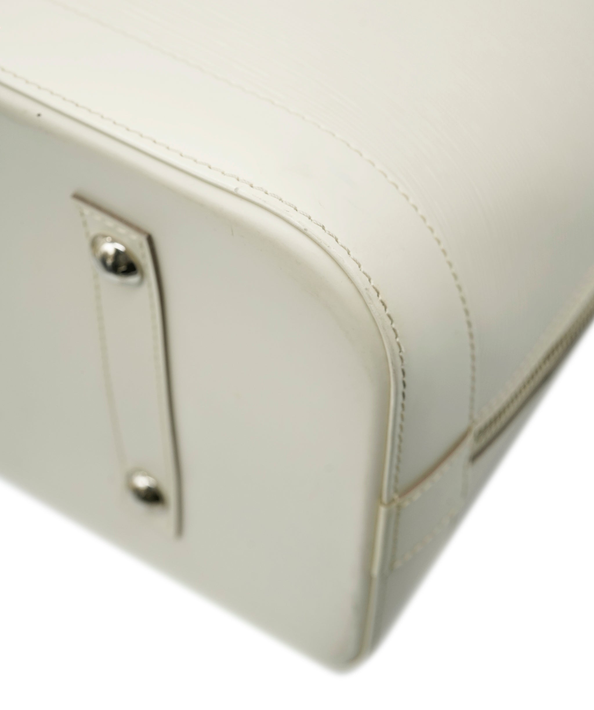 Louis Vuitton Alma GM White ALC3557