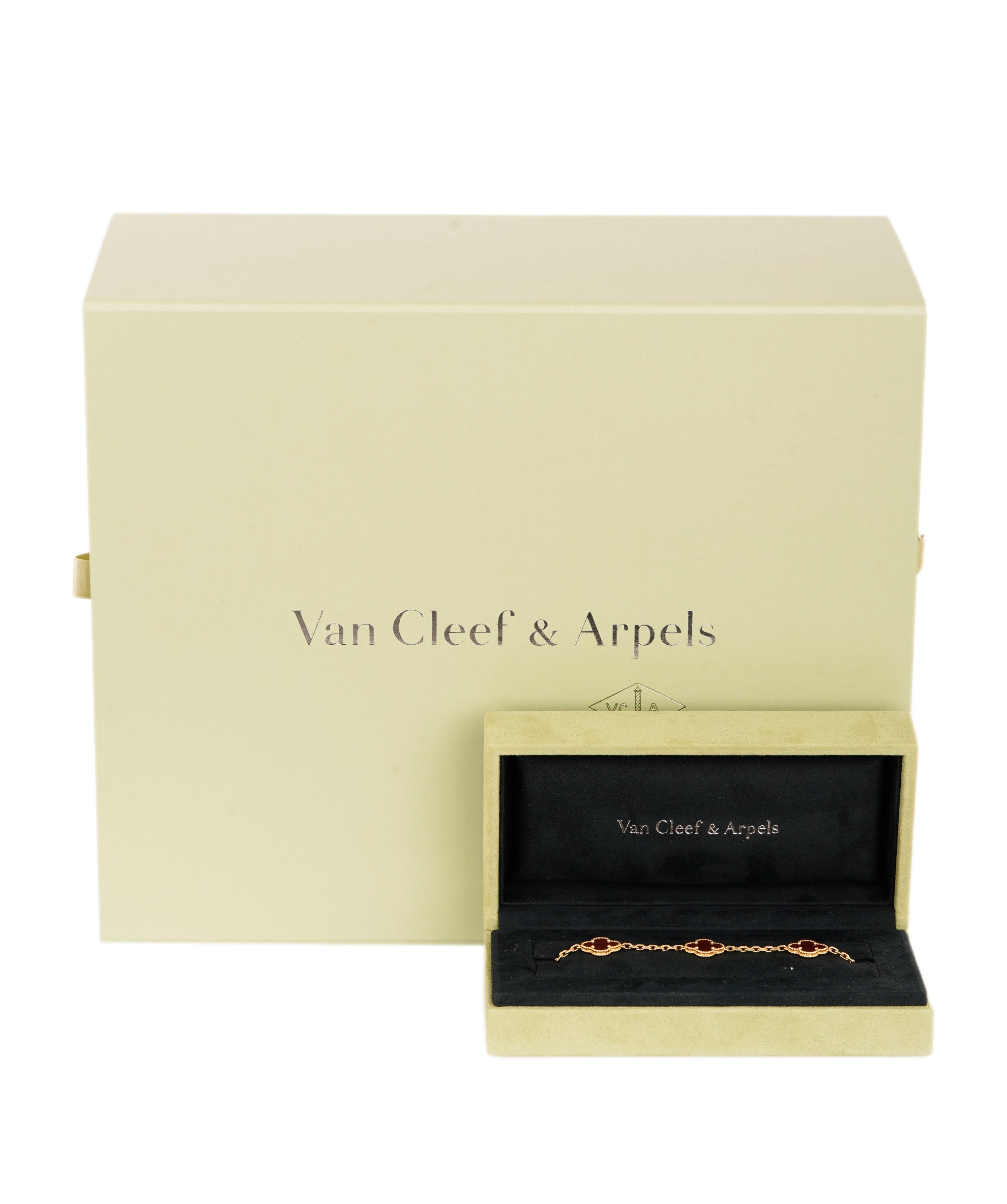 Van Cleef and Arpels 18K Yellow Gold and Carnelian Vintage Alhambra bracelet, 5 motifs AKC0751