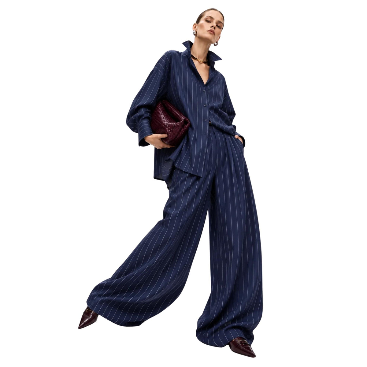 LOOSE FIT PINSTRIPE CO-ORD SET زوج (SHIRT & PANTS قميص وبنطلون) “LARINA"