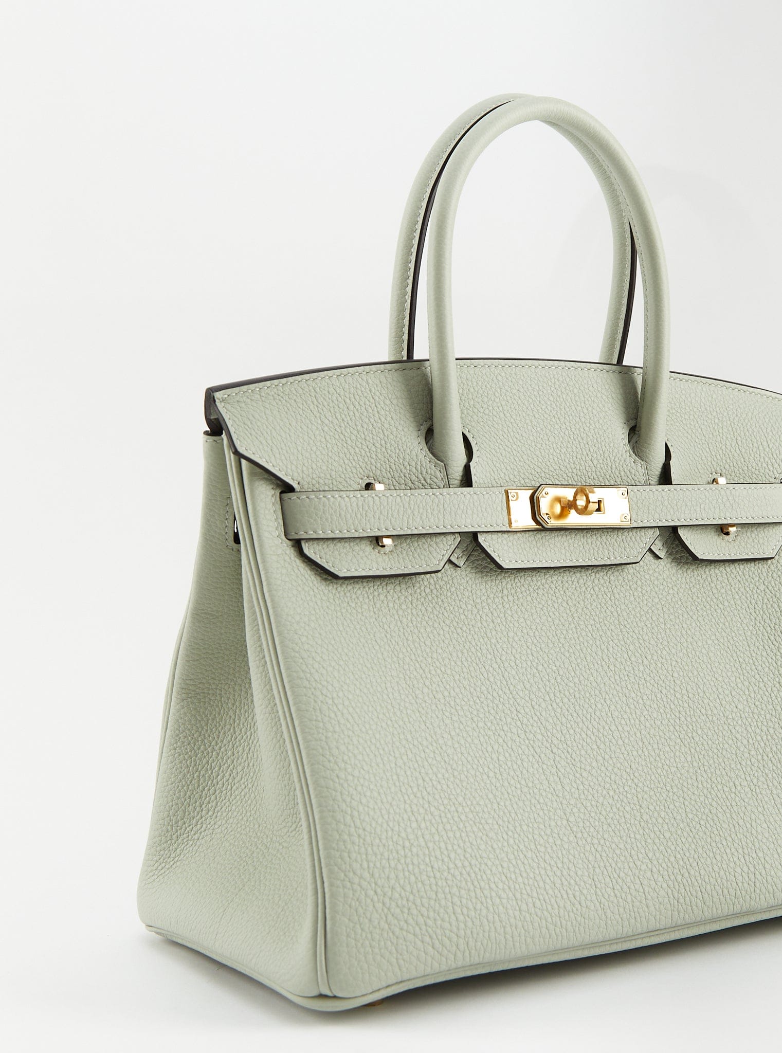 *LONDON LOCATED* HERMÈS BIRKIN 30CM GRIS NEVE Togo Leather with Gold Hardware