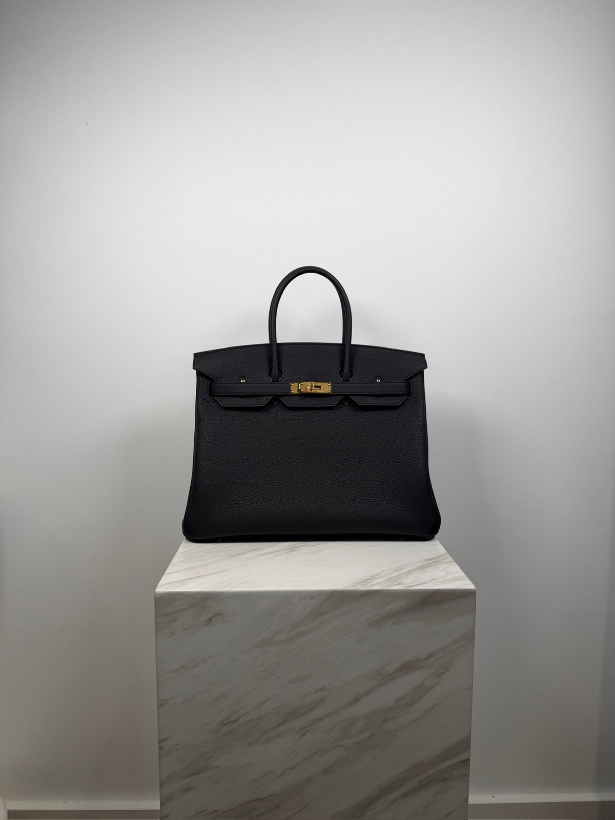 Hermès Birkin 35 Black Togo Gold Hardware
