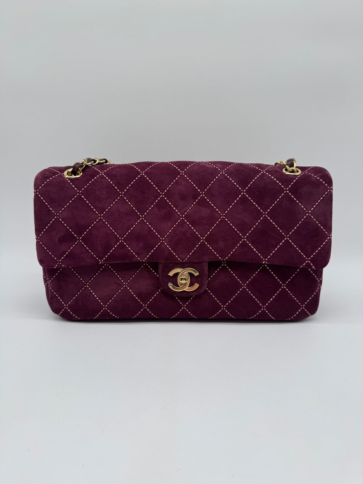 Chanel Maxi Flap Bag 32 Burgundy Suede Calfskin Gold-Tone Metal