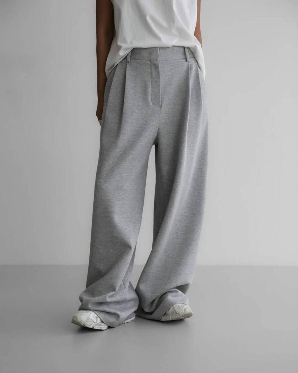 FRONT PLEATED JERSEY TROUSERS