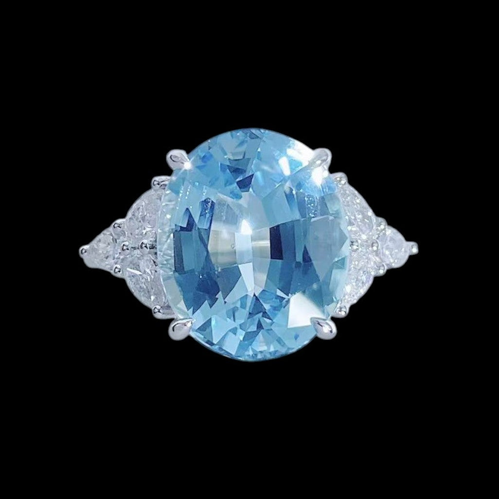 5.00ct "Santa Maria" Aquamarine & 0.70ct Diamond Ring set in 18K White Gold