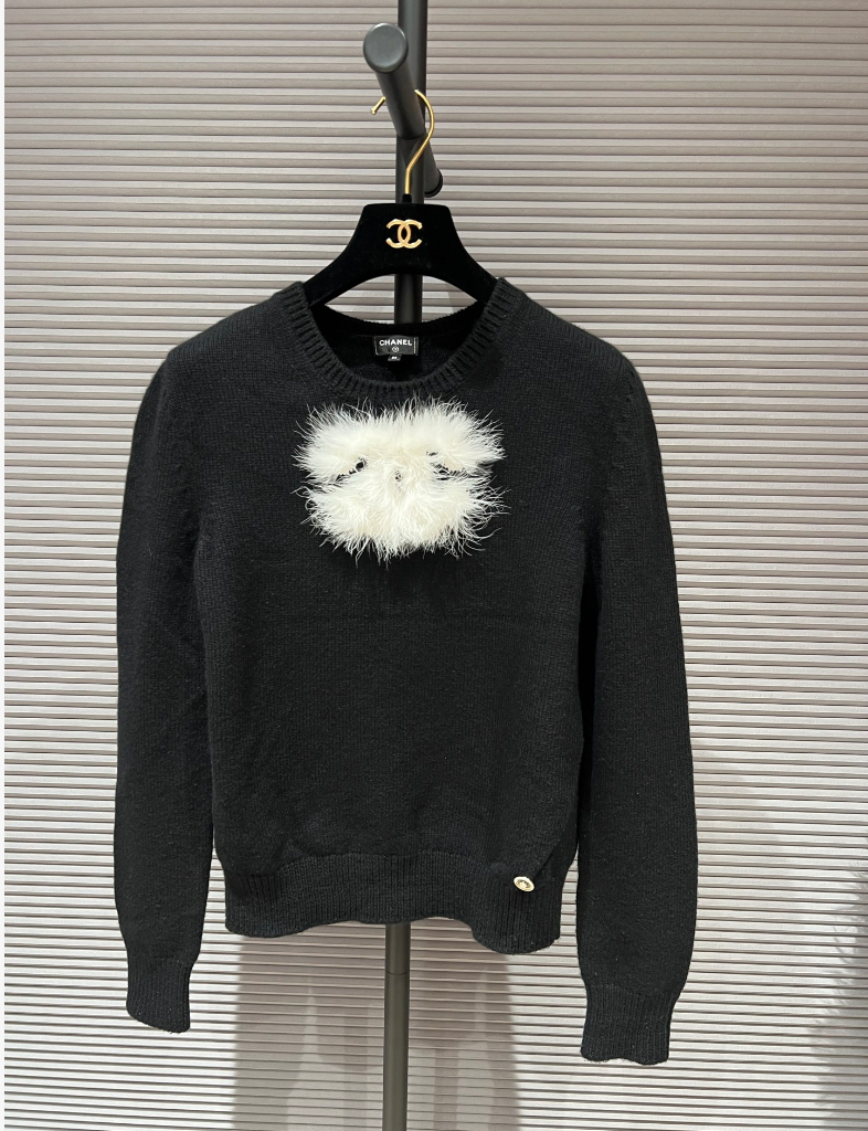 CHANEL 2023K FEATHER BLACK SWEATER 36 FT10473