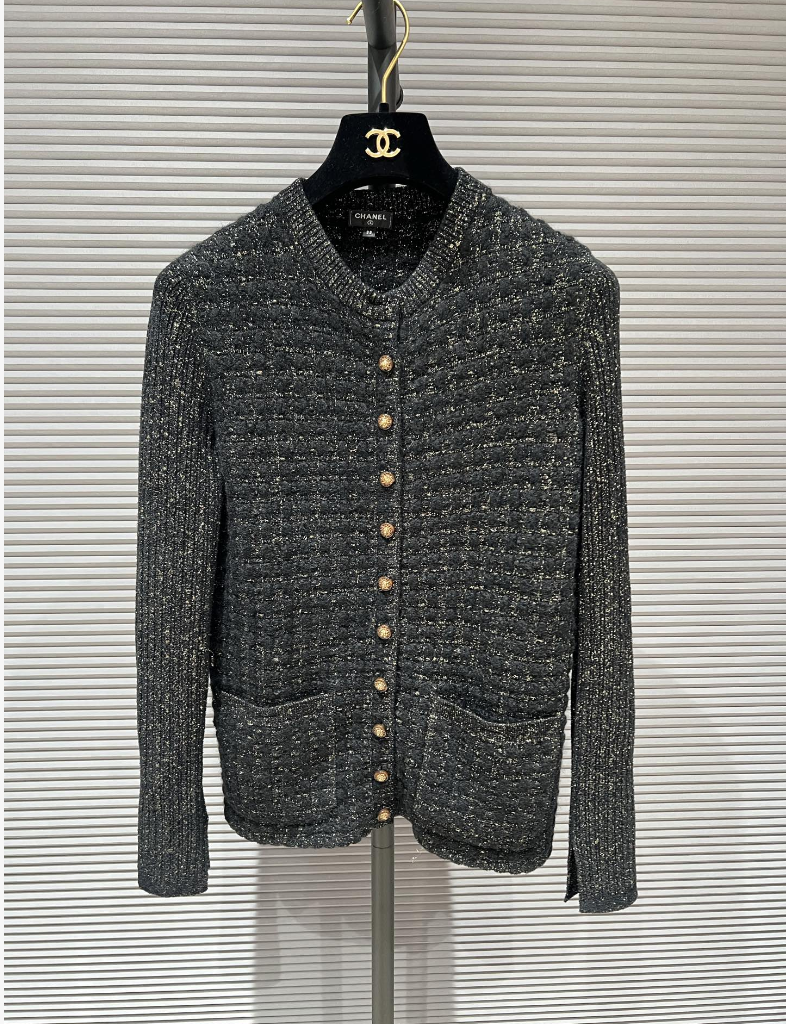 CHANEL EGYTIAN COLLECTION CARDIGAN 38 FT101460