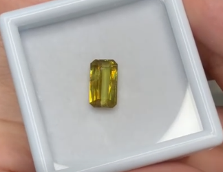 2.93ct Sphene DXBCS0928