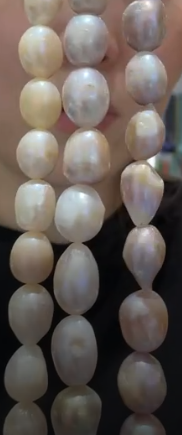 Baroque’s freshwater pearls DXBCS0692