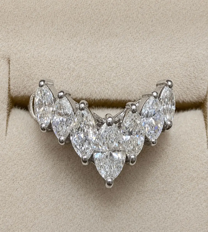 V-shaped Diamond Ring in Pt900 / d 1.06ct 6670 JJC0794