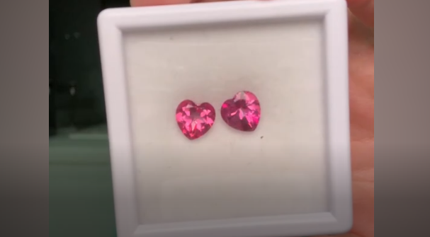2.90ct Hot Pink Topaz Heart PAIR DXBCD1768