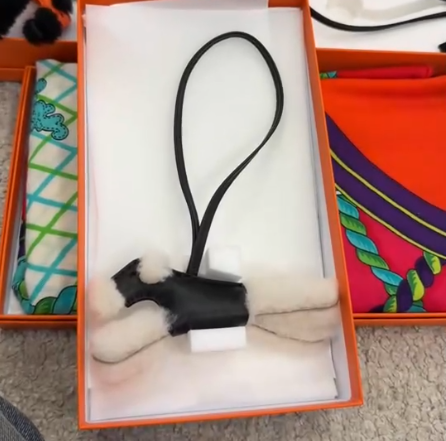 Hermes sherling charm black and white ALC4240