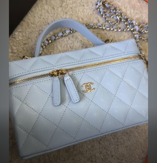 Chanel vanity caviar blue ALC4263