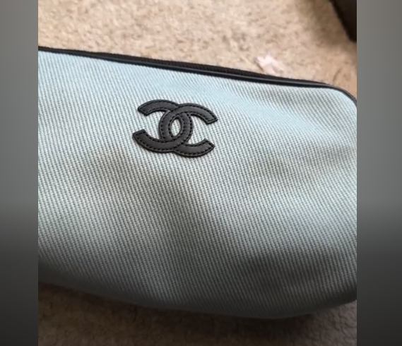 Chanel Pouch CC blue ALC4262