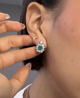 Luxury Promise Pt900 0.7ct each side Emerald Earrings 1J07067F4VU