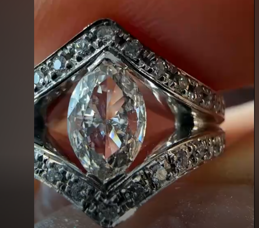 Pm900 Diamond Ring DA 0.415 DA 0.187 10.3g 26-22214-0