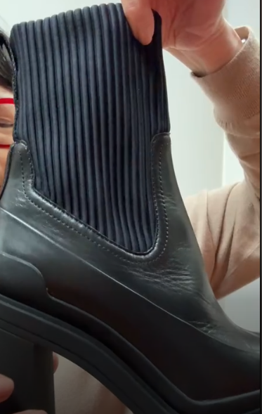 74. Ankle Boots In Leather Black - 37