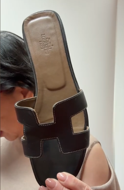 18. H Slipper Black With Brown - 37